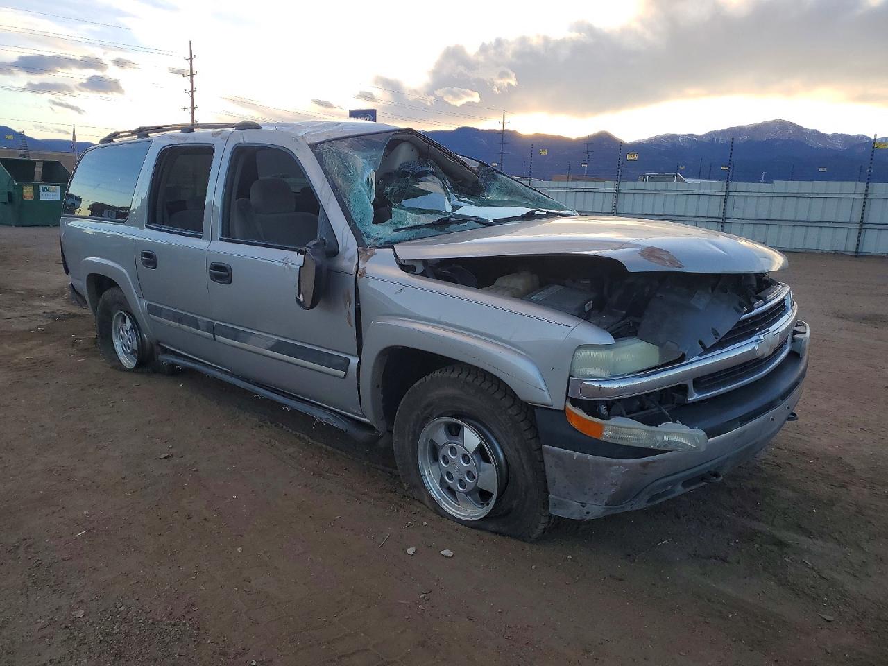 2004 Chevrolet Suburban K1500 Tan vin: 3GNFK16Z94G263239