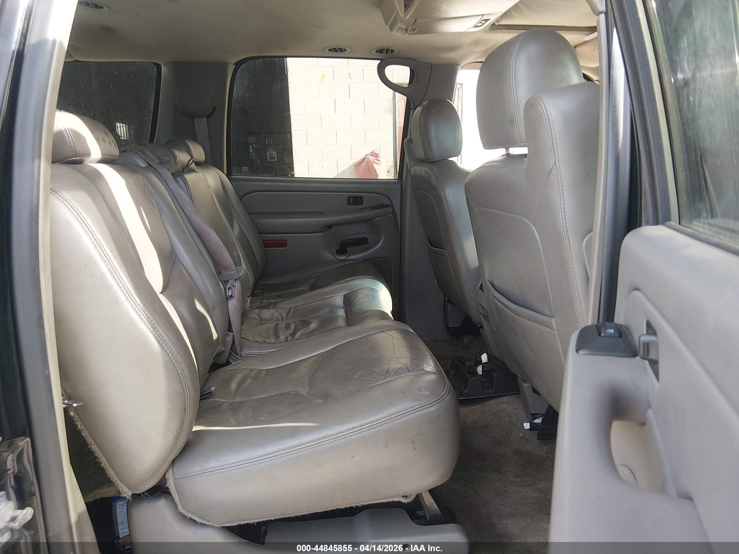 2005 Chevrolet Suburban 1500 Lt Black vin: 3GNFK16Z95G252260