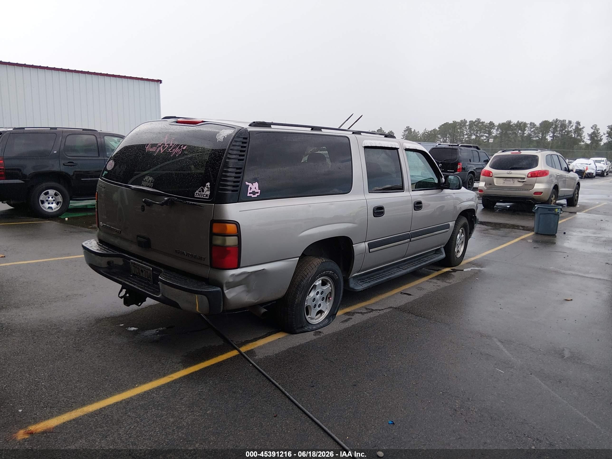 2004 Chevrolet Suburban 1500 Ls Beige vin: 3GNFK16ZX4G207746