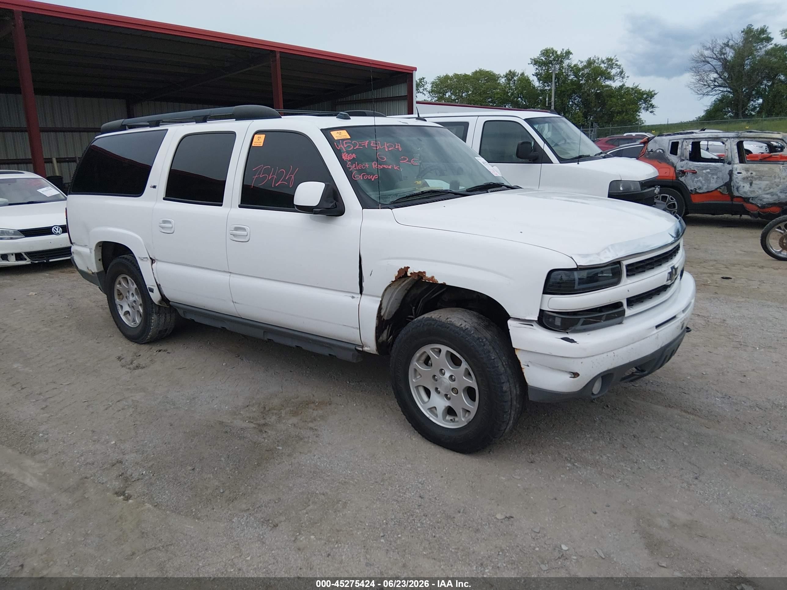2005 Chevrolet Suburban 1500 Z71 White vin: 3GNFK16ZX5G141832