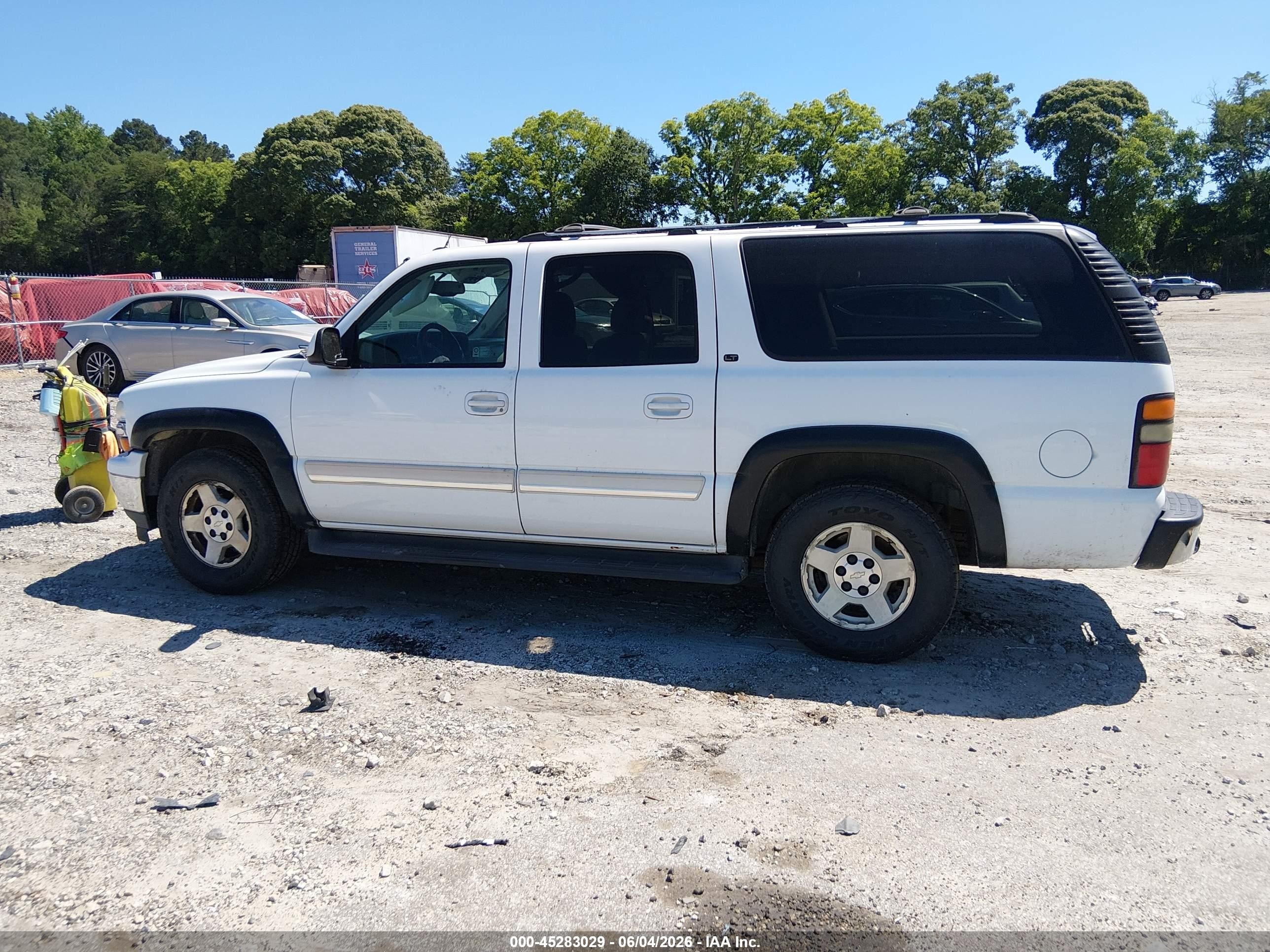 2005 Chevrolet Suburban 1500 Lt White vin: 3GNFK16ZX5G236410