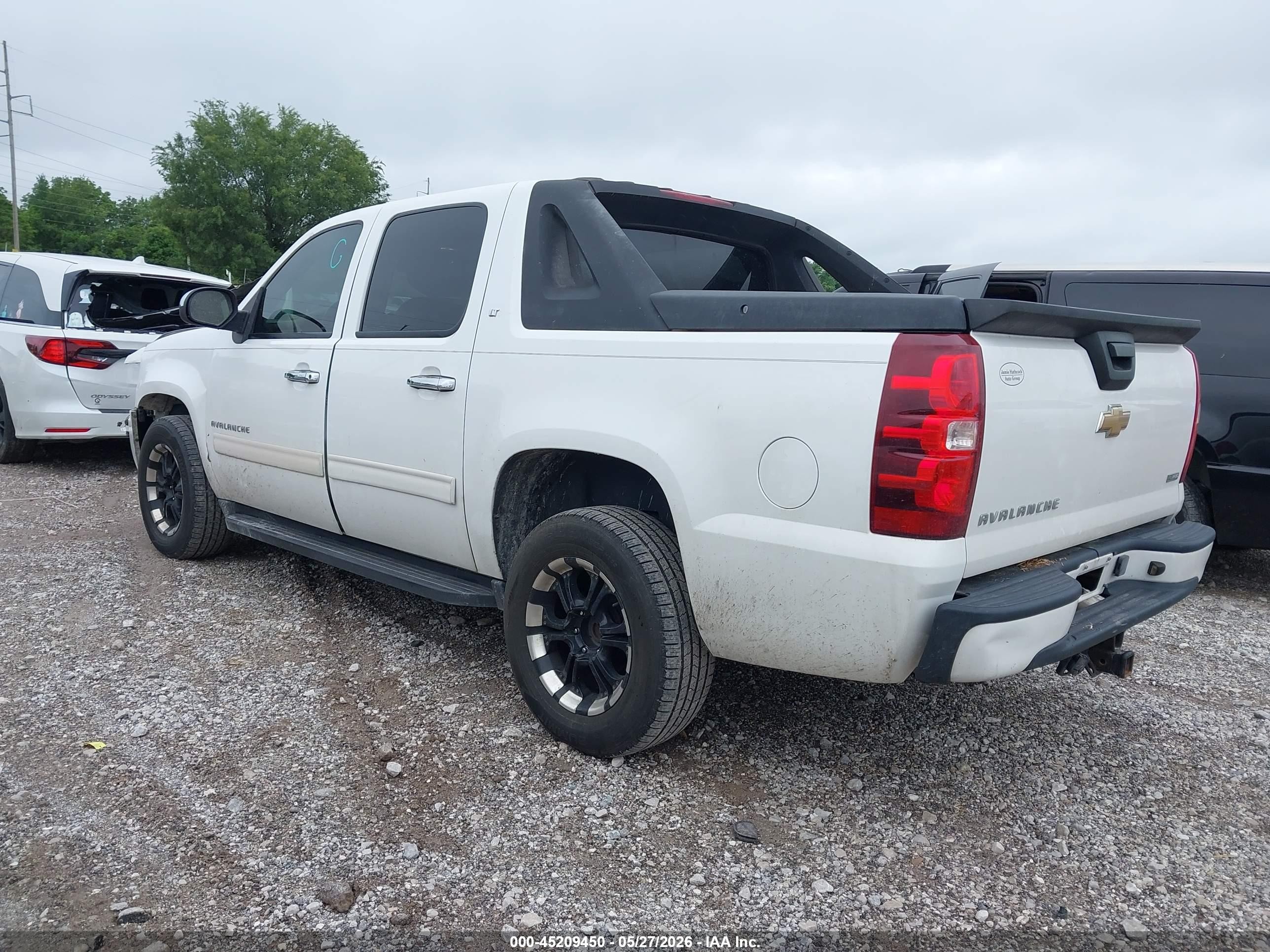 2009 Chevrolet Avalanche 1500 Lt1 Белый vin: 3GNFK22019G283151