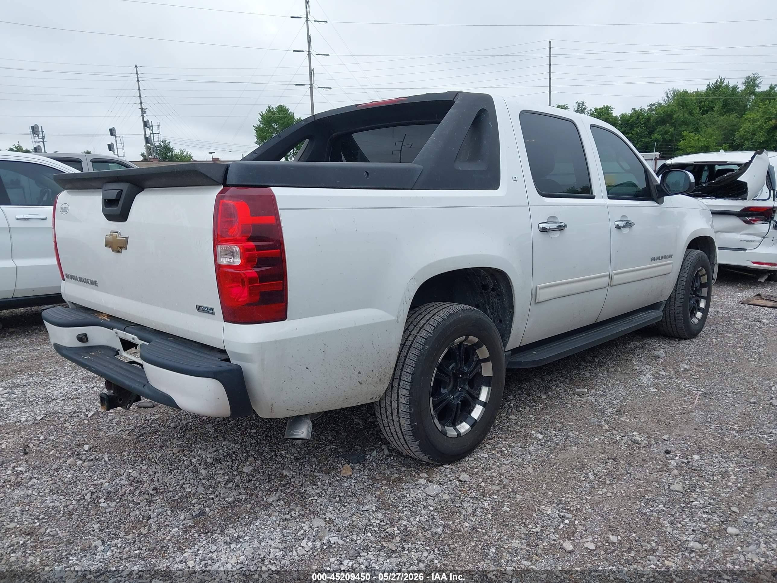 2009 Chevrolet Avalanche 1500 Lt1 Белый vin: 3GNFK22019G283151