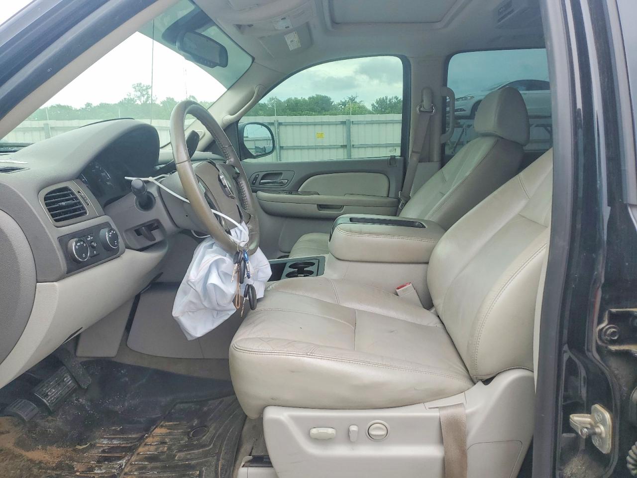 2009 Chevrolet Avalanche K1500 Lt Black vin: 3GNFK22029G270196