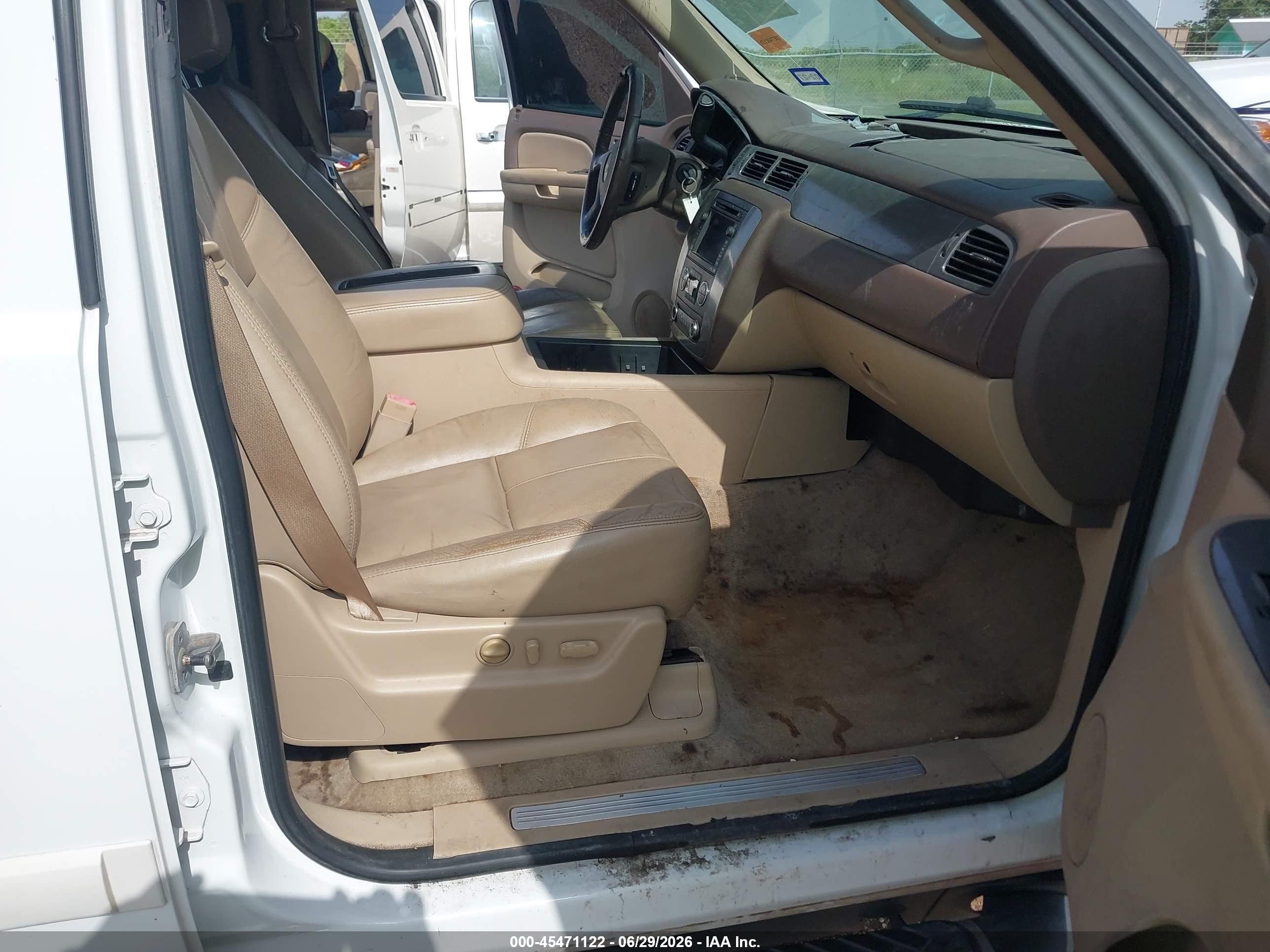2009 Chevrolet Avalanche 1500 Lt2 Белый vin: 3GNFK22049G188910