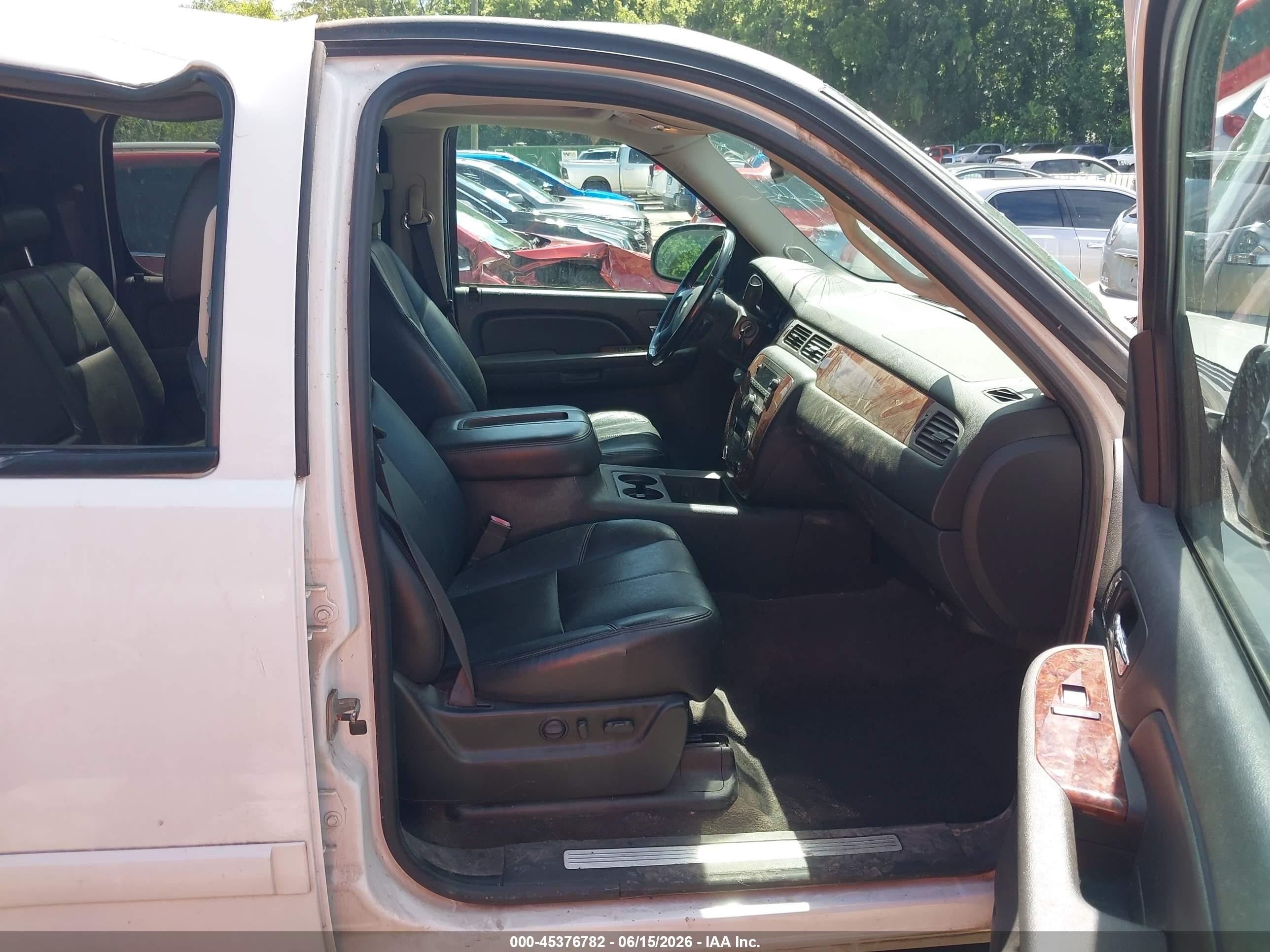 2009 Chevrolet Avalanche 1500 Lt2 White vin: 3GNFK22069G150319