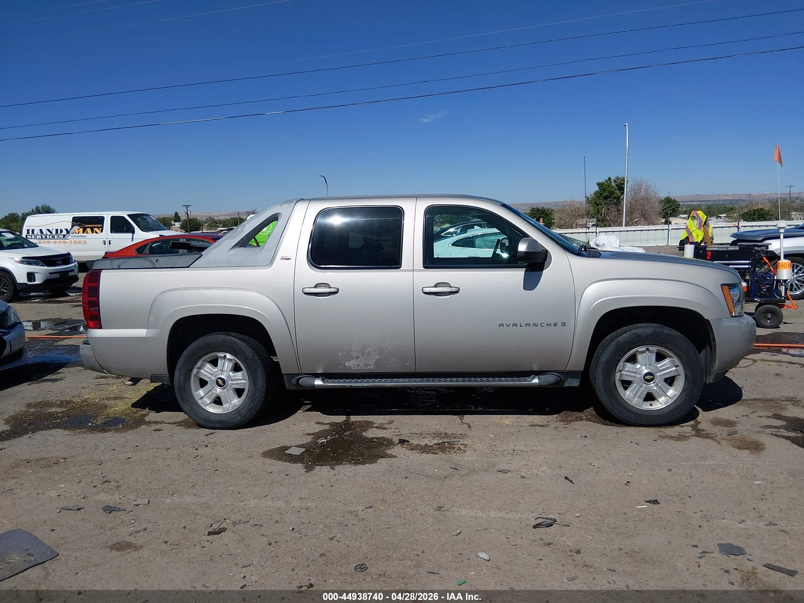2009 Chevrolet Avalanche 1500 Lt2 Gold vin: 3GNFK22069G266314