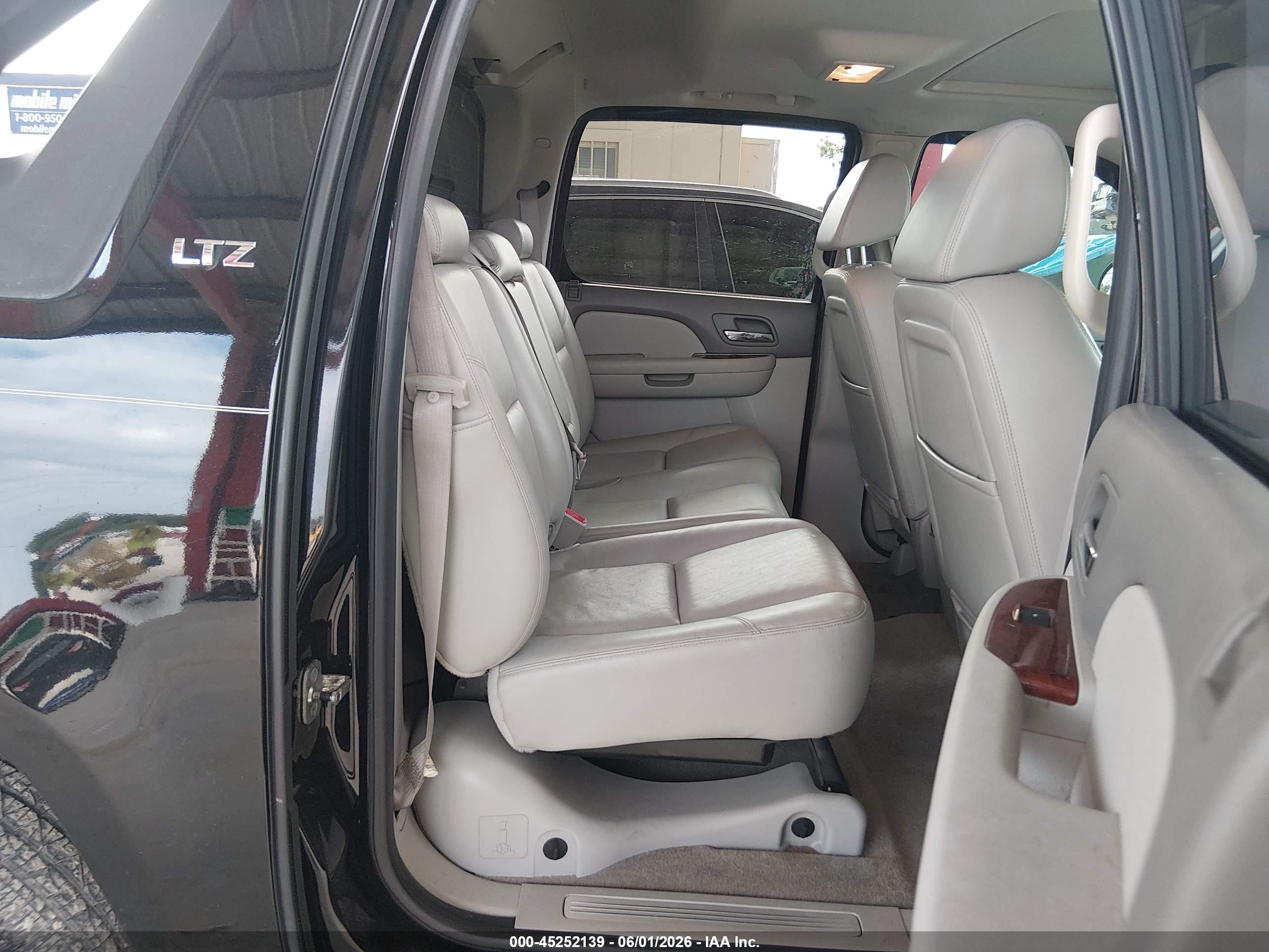 2009 Chevrolet Avalanche 1500 Ltz Black vin: 3GNFK32019G220136