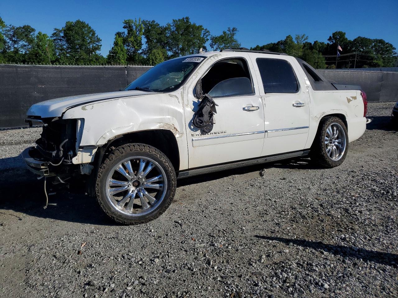 2009 Chevrolet Avalanche K1500 Ltz White vin: 3GNFK32069G149094