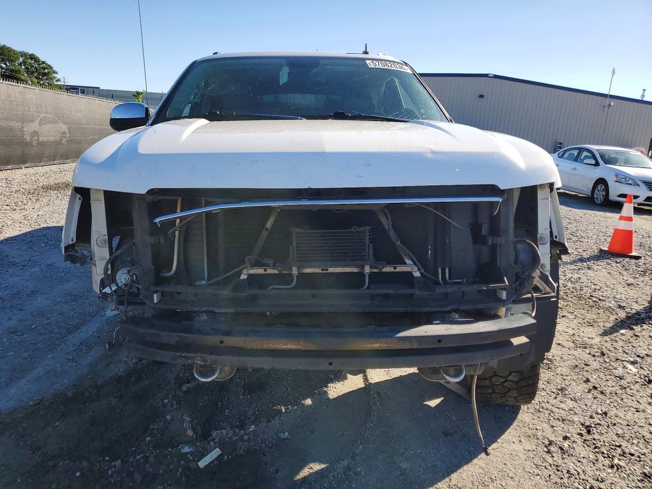 2009 Chevrolet Avalanche K1500 Ltz White vin: 3GNFK32069G149094