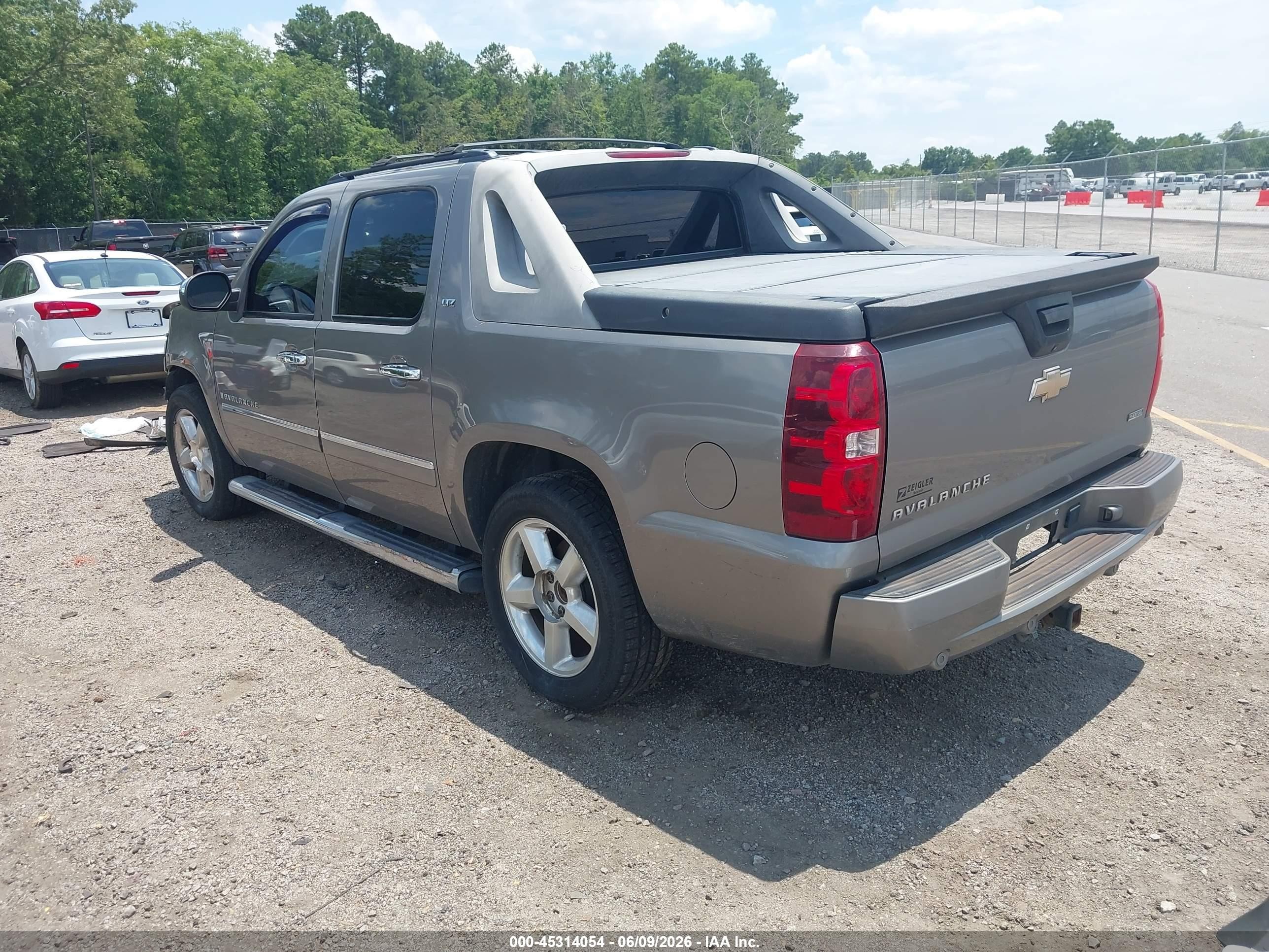 2009 Chevrolet Avalanche 1500 Ltz Серый vin: 3GNFK32379G109486