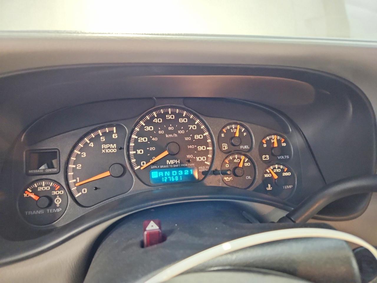 2002 Chevrolet Suburban C2500 Tan vin: 3GNGC26G52G253083