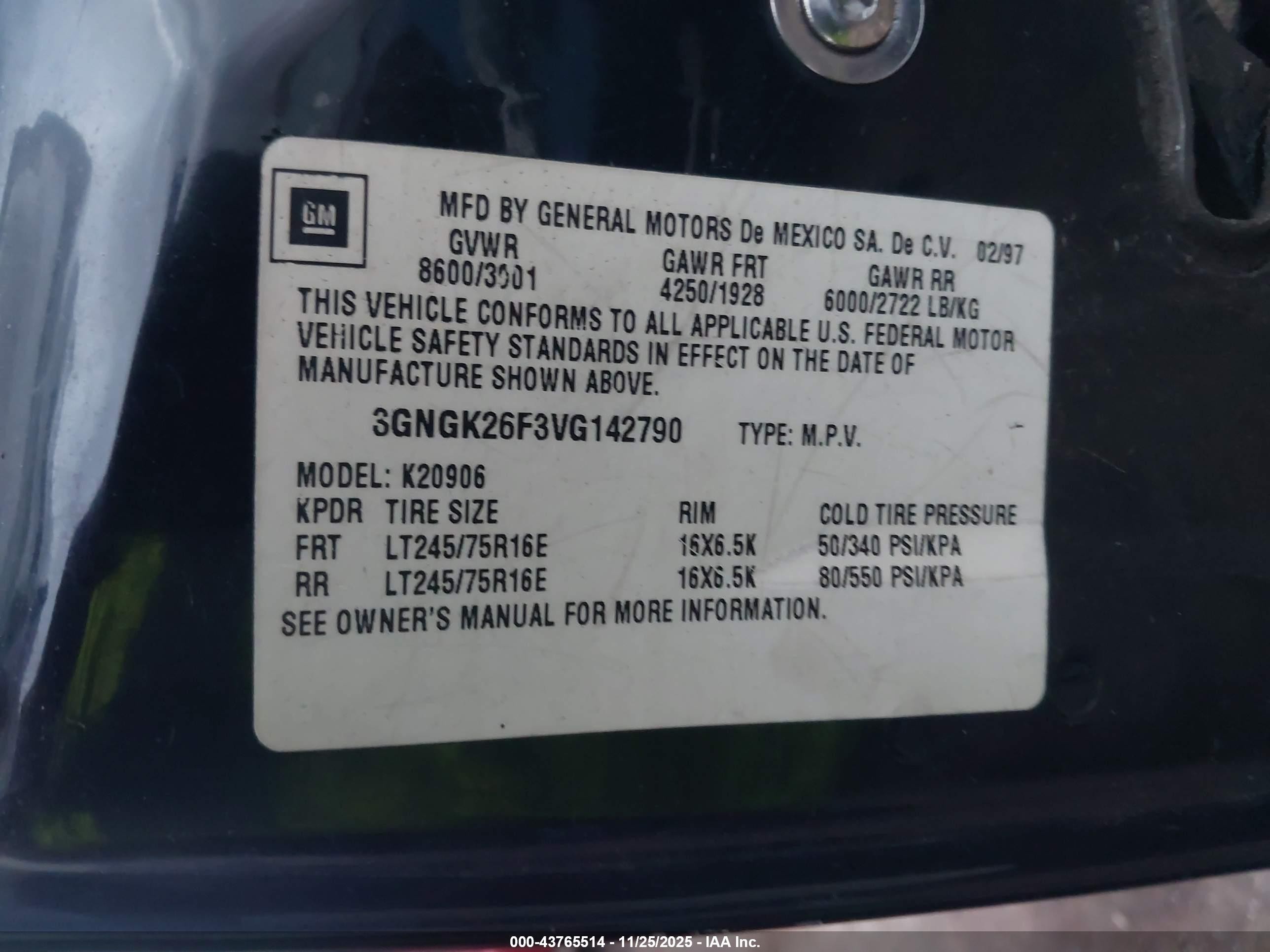 1997 Chevrolet Suburban 2500   Black vin: 3GNGK26F3VG142790