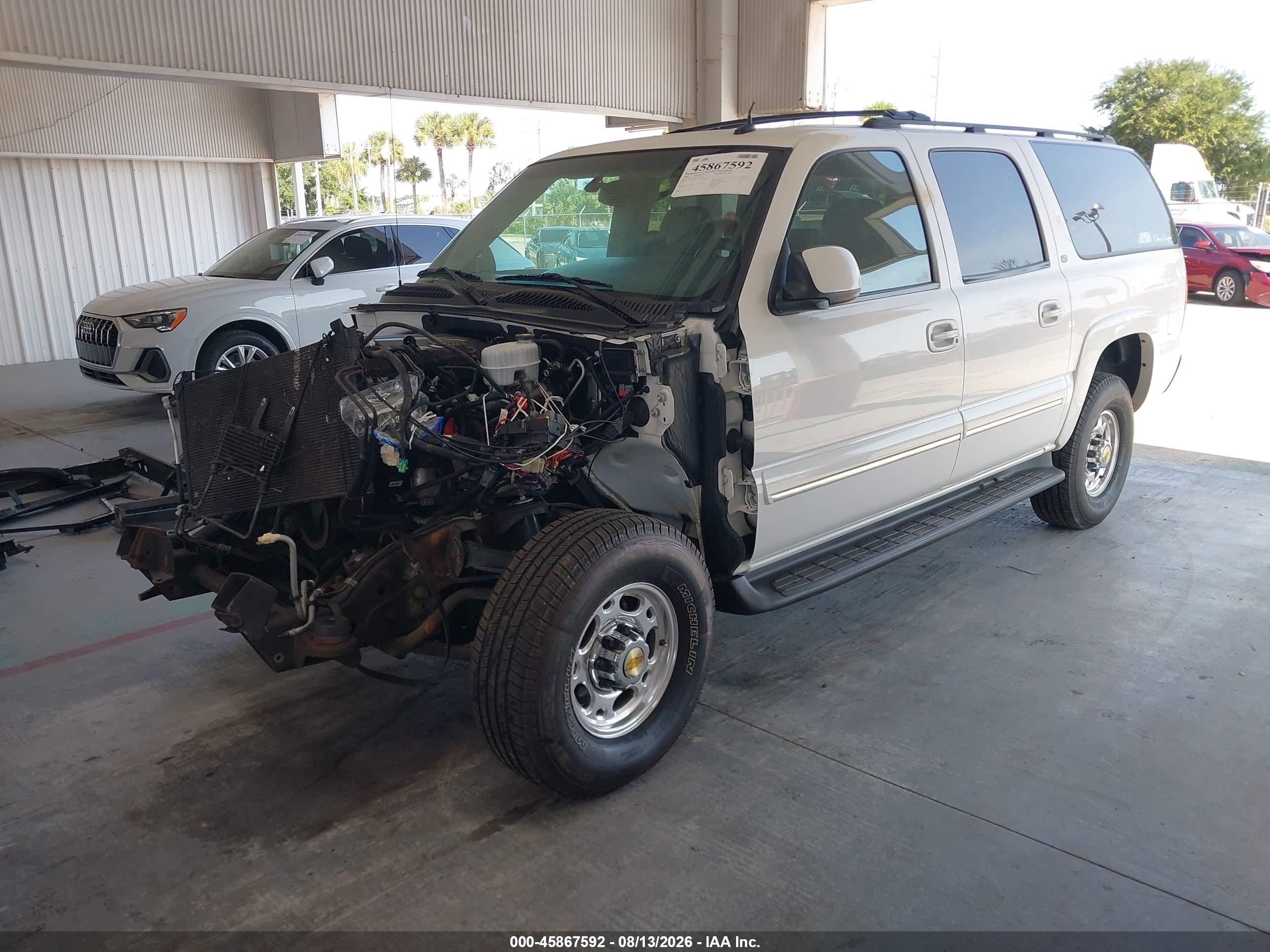 2003 Chevrolet Suburban 2500 Lt White vin: 3GNGK26G13G222367