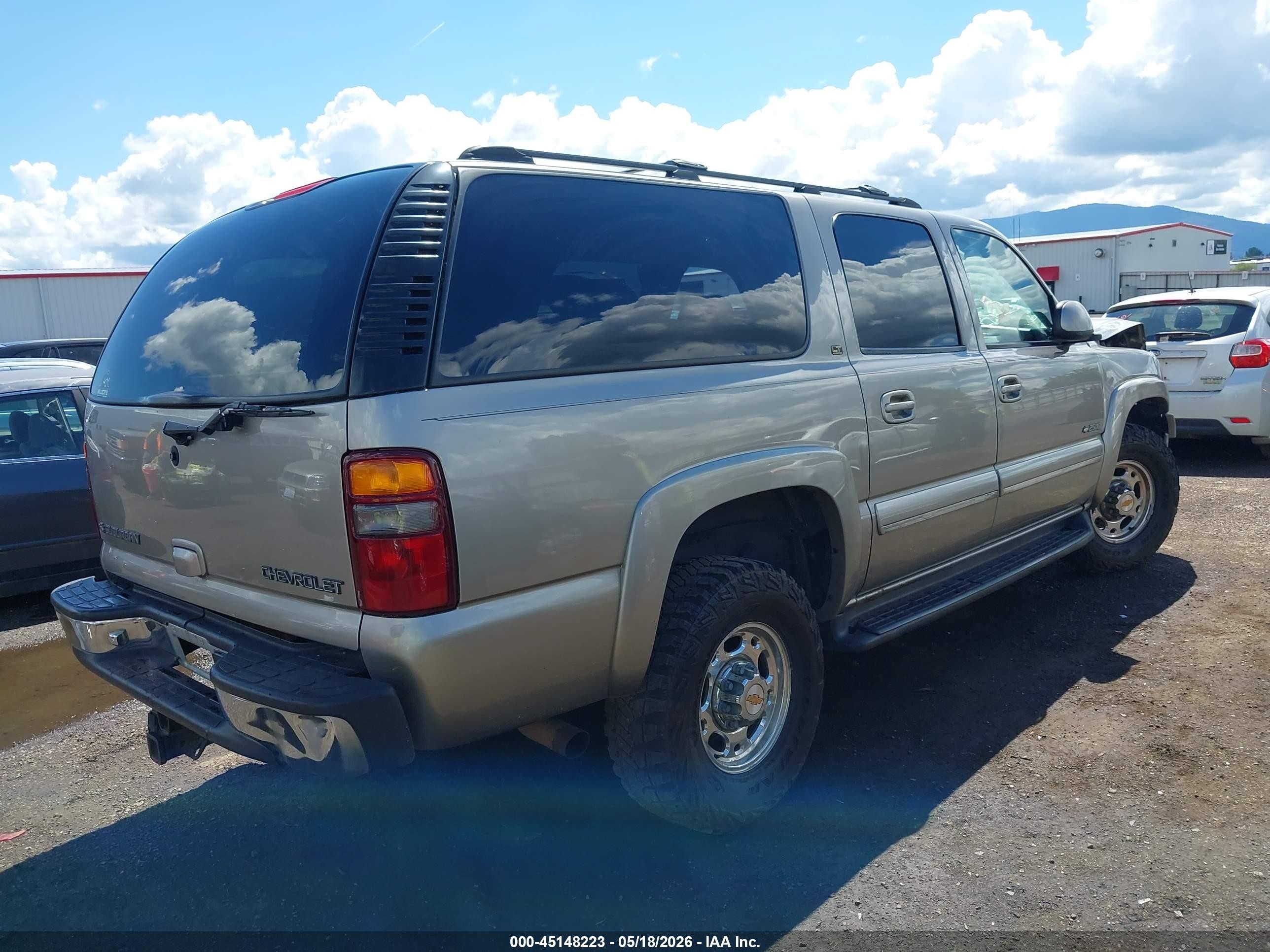 2001 Chevrolet Suburban 2500 Lt Бежевый vin: 3GNGK26G31G116578