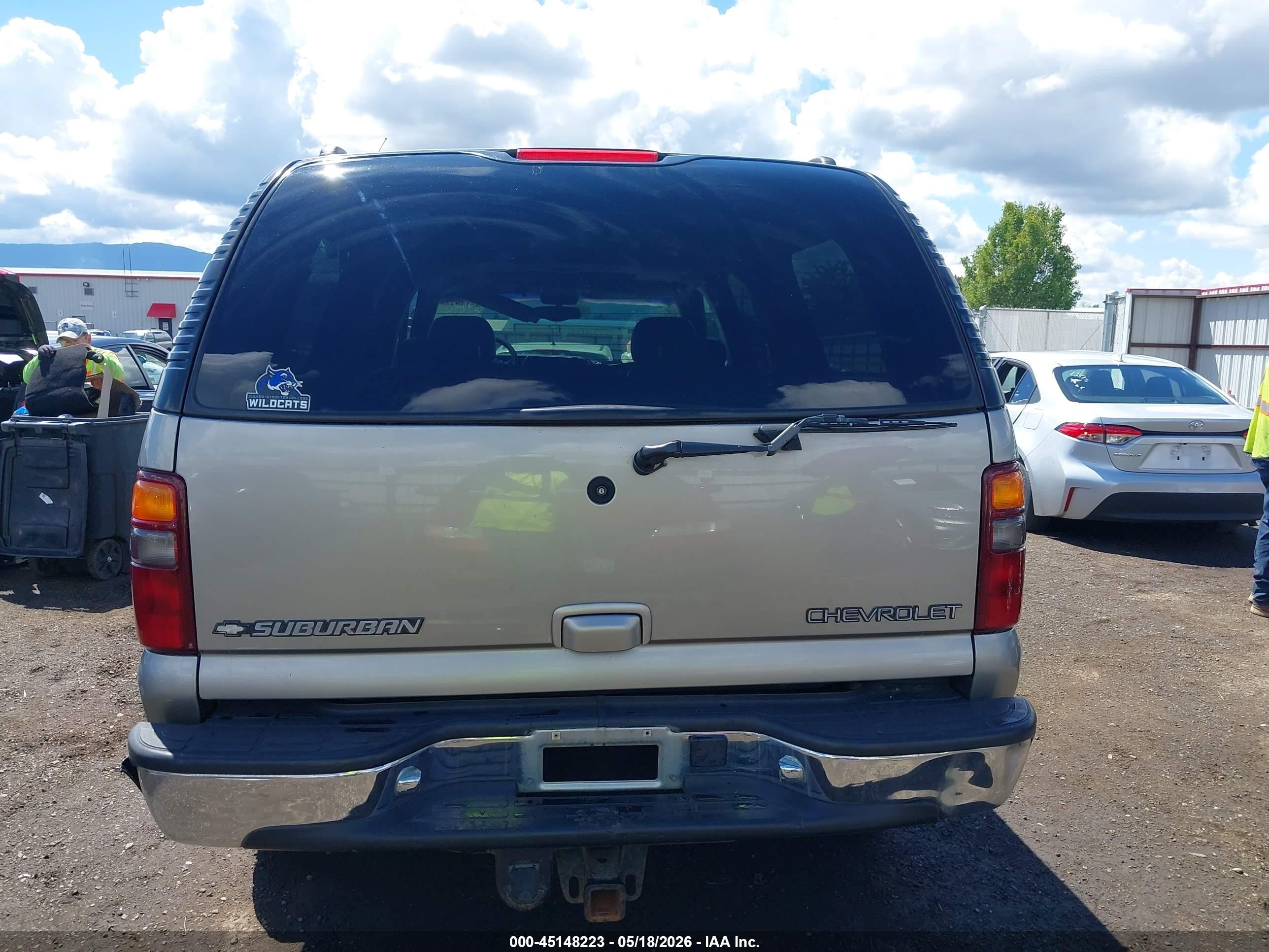 2001 Chevrolet Suburban 2500 Lt Бежевый vin: 3GNGK26G31G116578