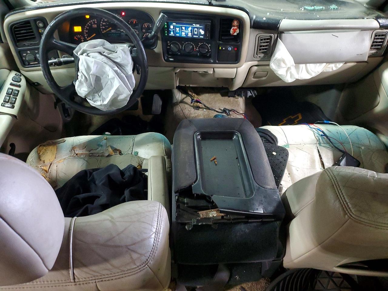 2001 Chevrolet Suburban K2500 Green vin: 3GNGK26G41G255053