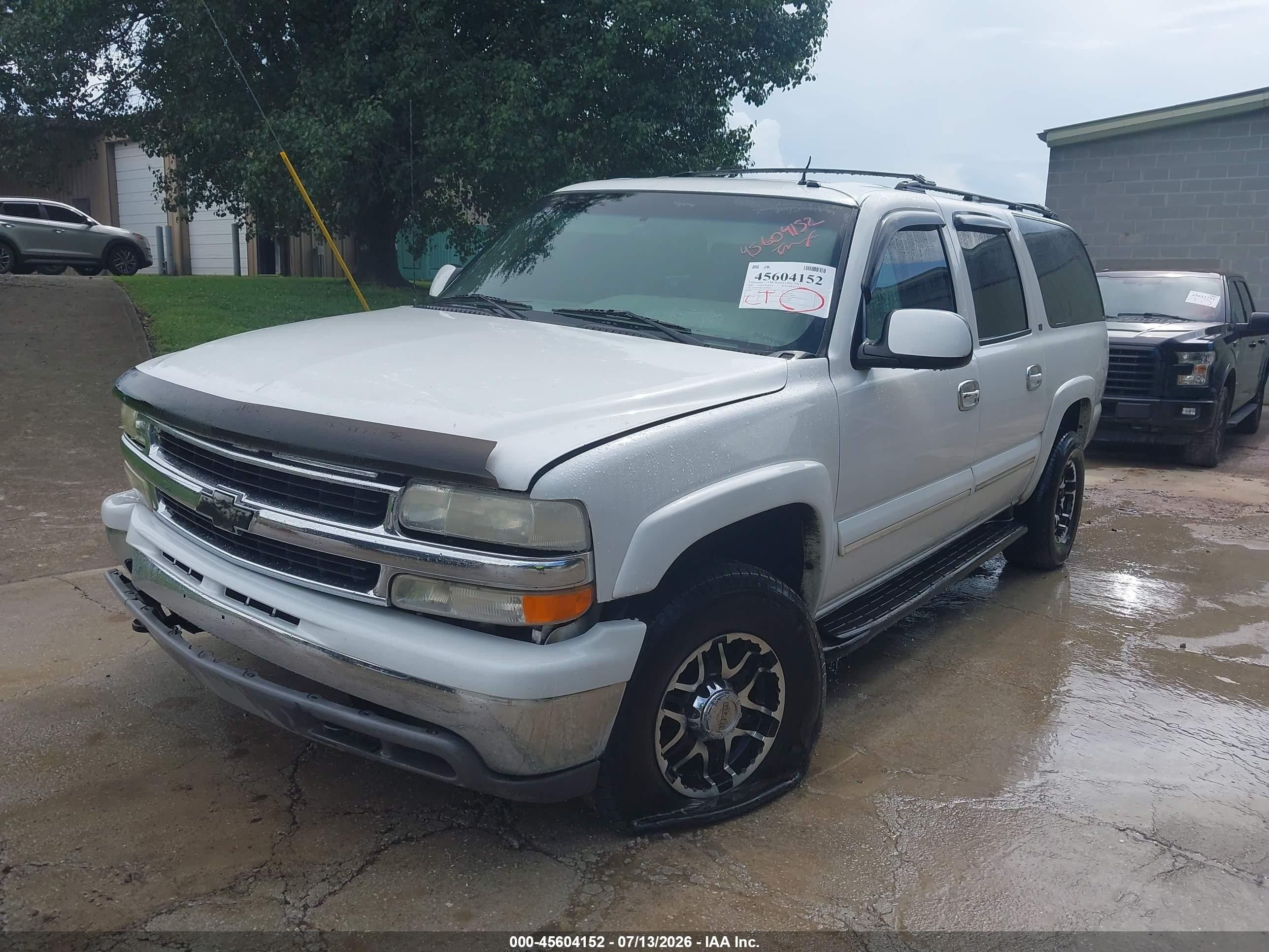 2002 Chevrolet Suburban 2500 Lt White vin: 3GNGK26GX2G183843