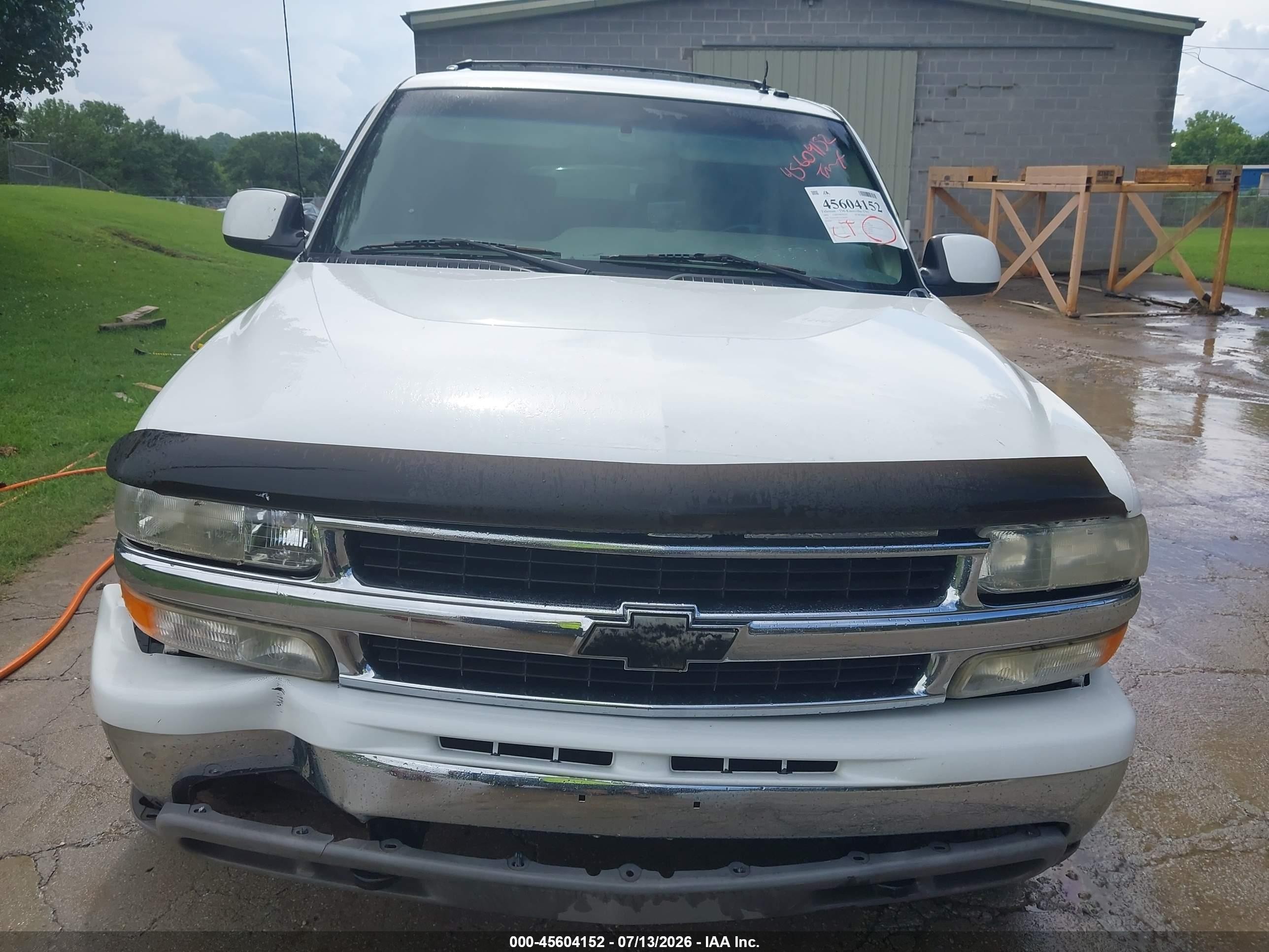 2002 Chevrolet Suburban 2500 Lt White vin: 3GNGK26GX2G183843