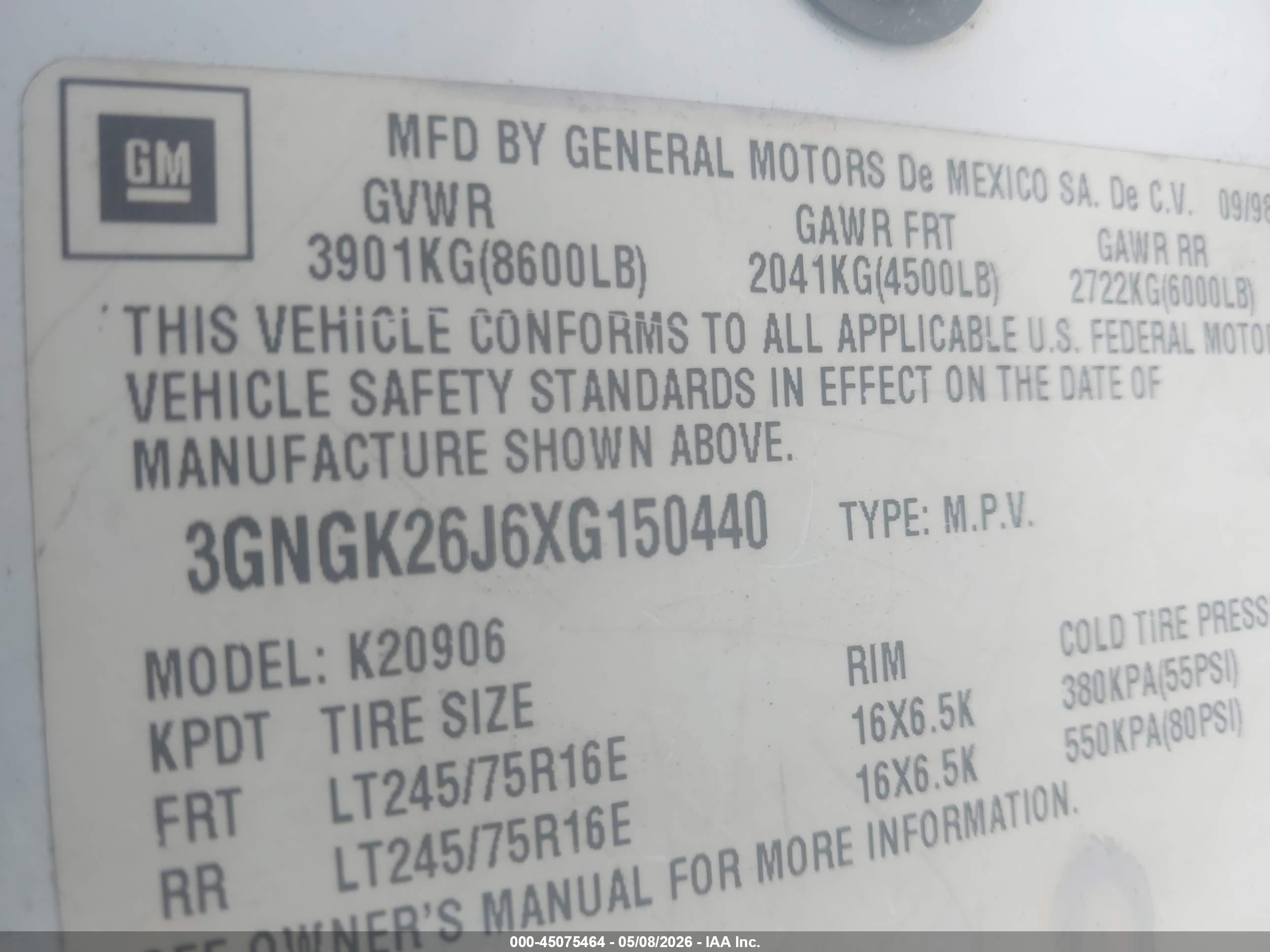 1999 Chevrolet Suburban 2500   Белый vin: 3GNGK26J6XG150440