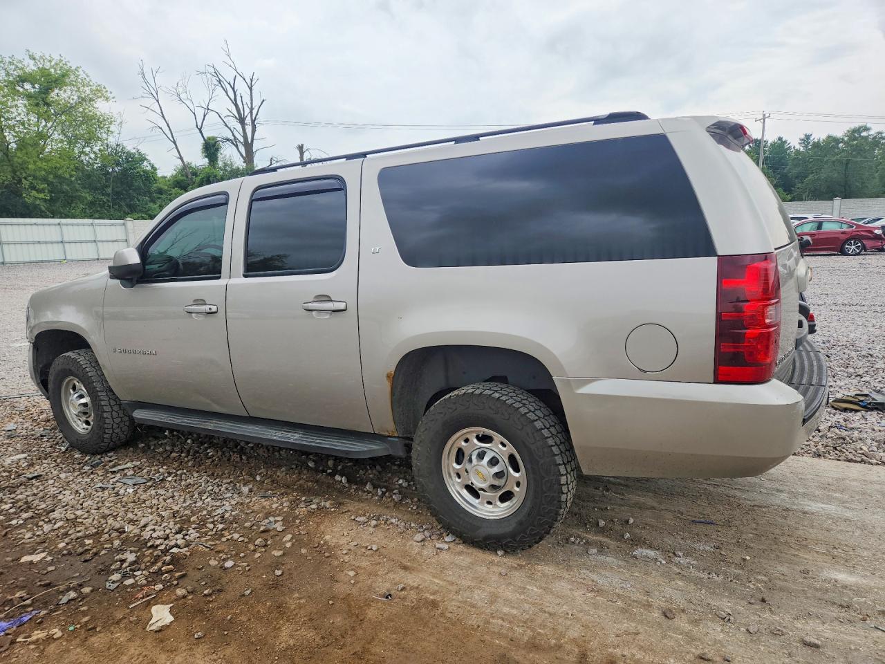 2007 Chevrolet Suburban K2500 Beige vin: 3GNGK26K77G196738