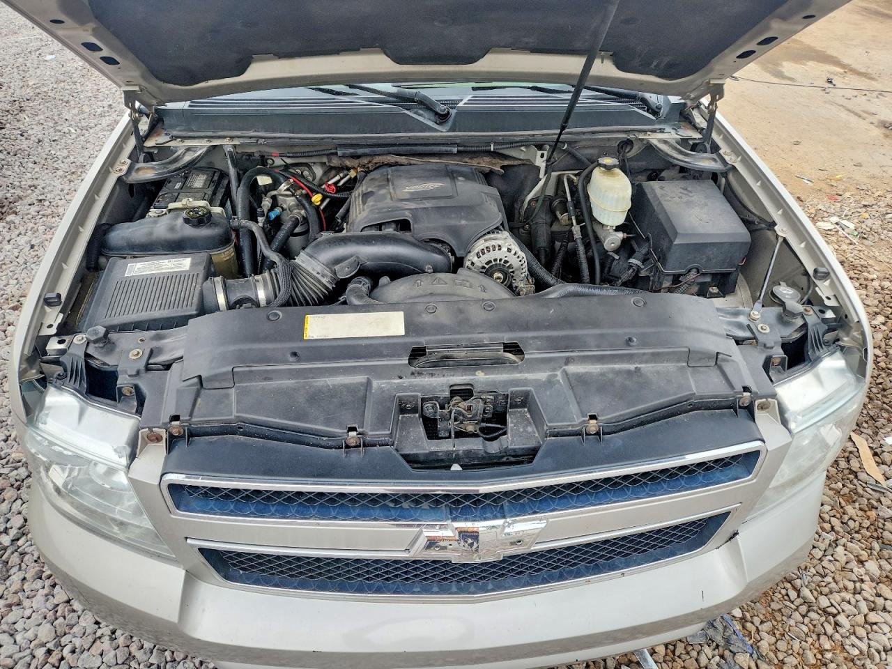 2007 Chevrolet Suburban K2500 Beige vin: 3GNGK26K77G196738