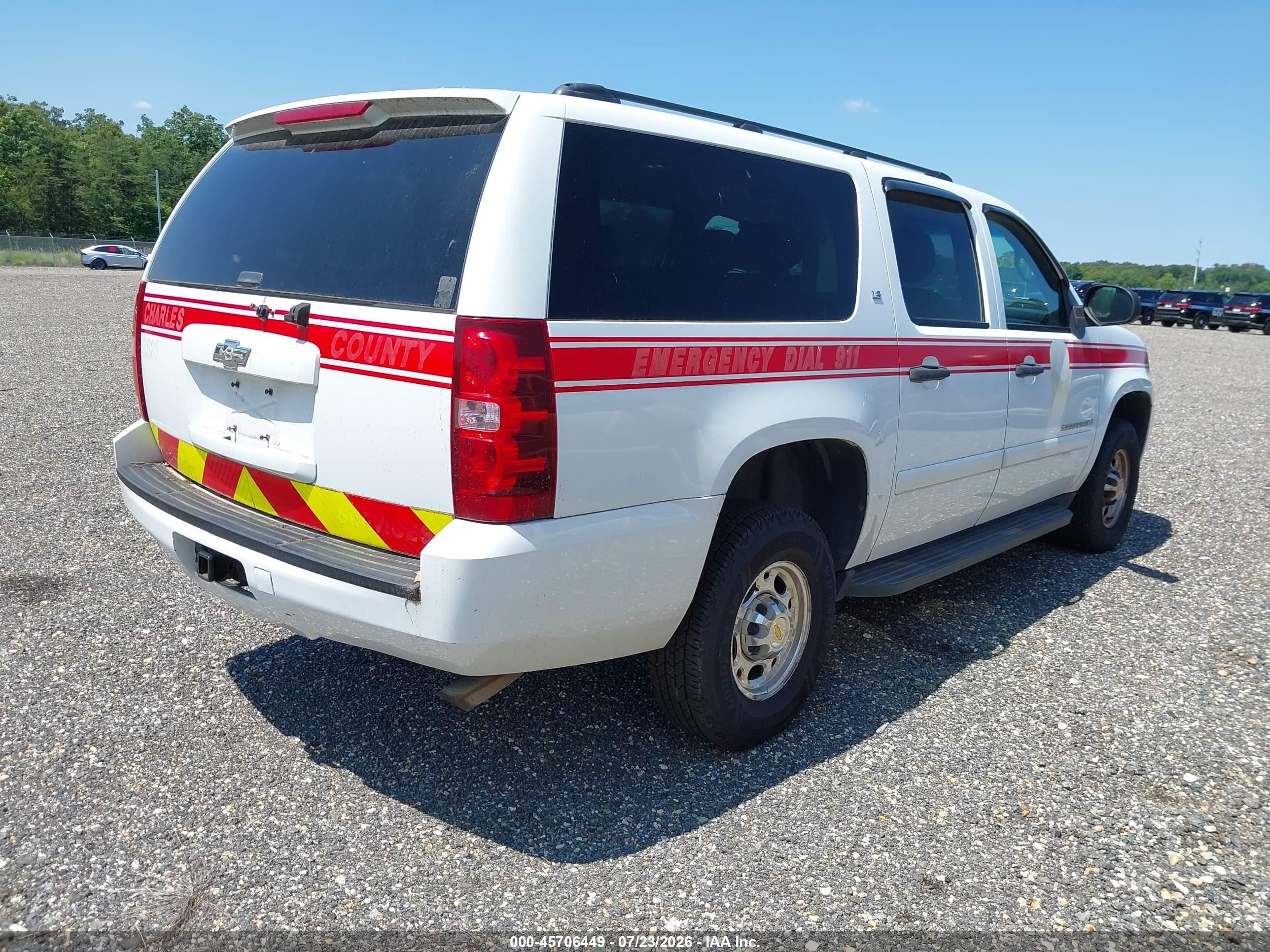 2007 Chevrolet Suburban 2500 Ls White vin: 3GNGK26K97G258866