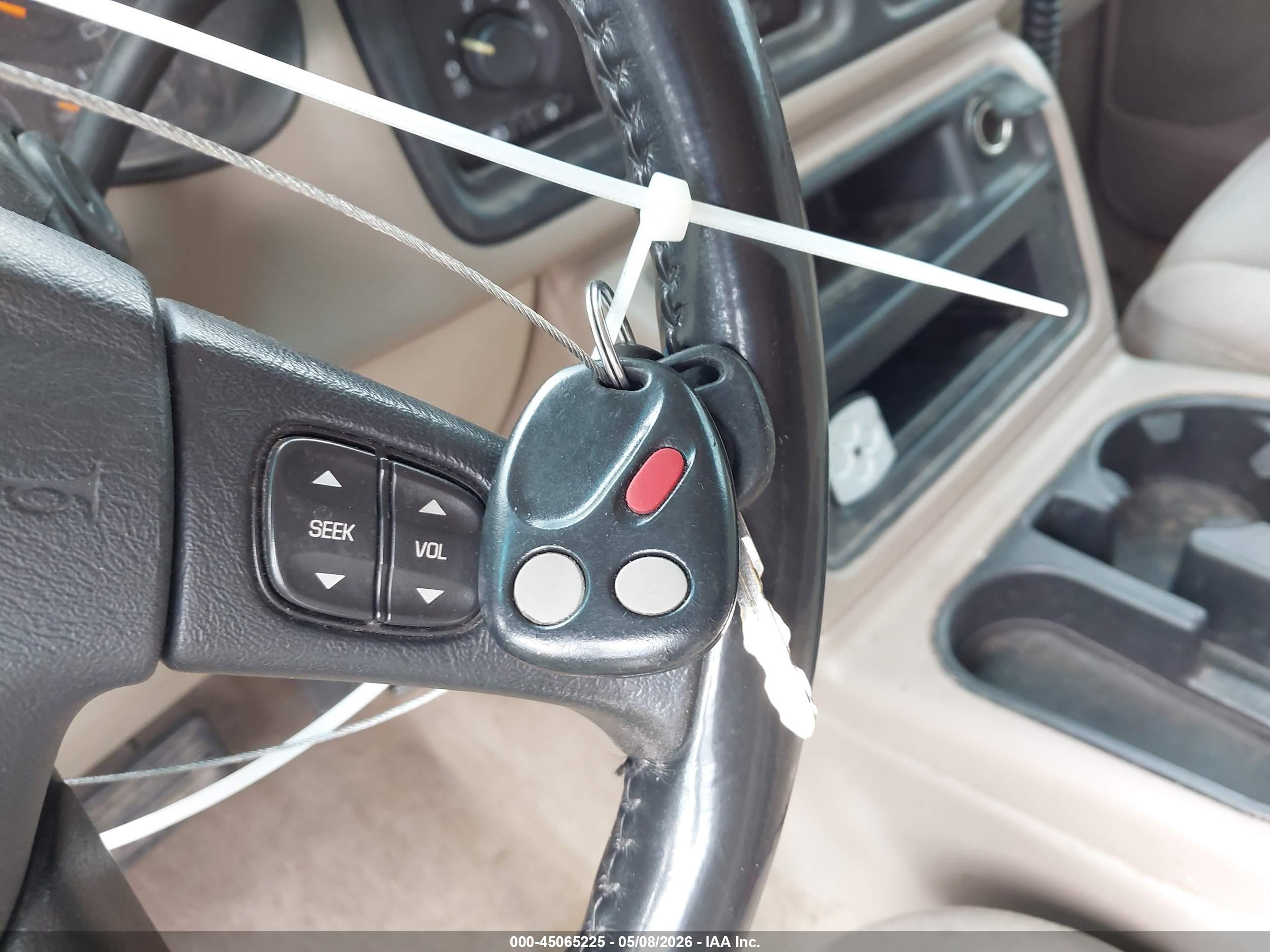 2006 Chevrolet Suburban 2500 Ls Белый vin: 3GNGK26U66G227820