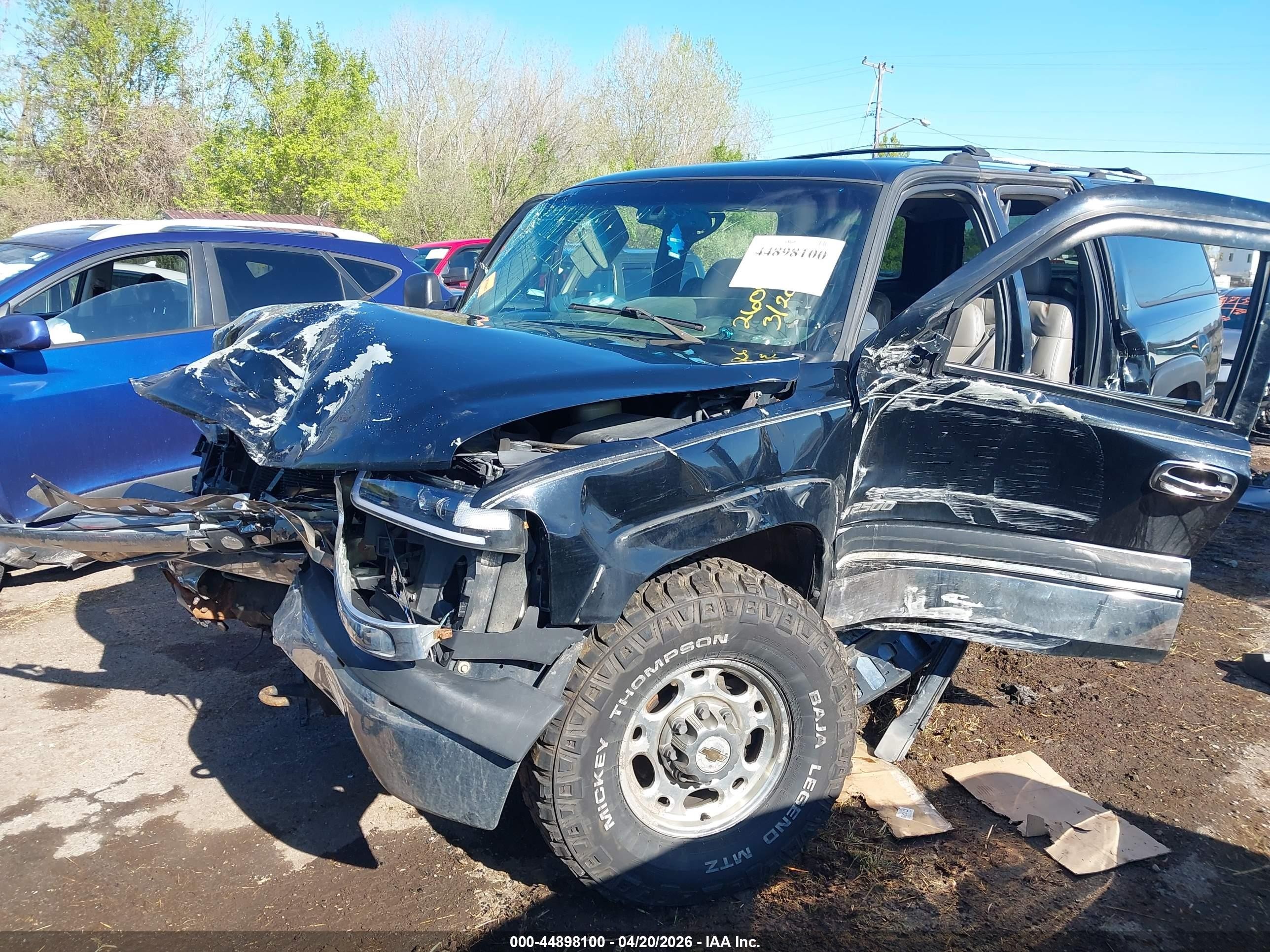 2000 Chevrolet Suburban 2500 Lt Черный vin: 3GNGK26U6YG173955