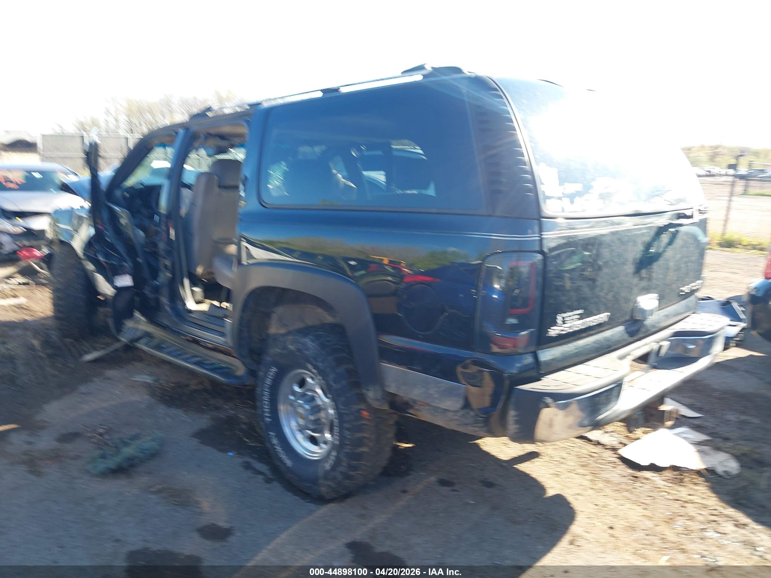 2000 Chevrolet Suburban 2500 Lt Черный vin: 3GNGK26U6YG173955
