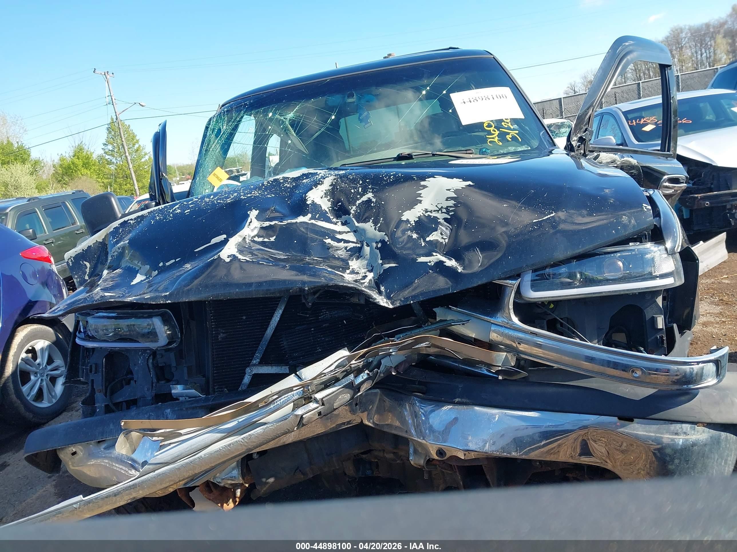 2000 Chevrolet Suburban 2500 Lt Черный vin: 3GNGK26U6YG173955