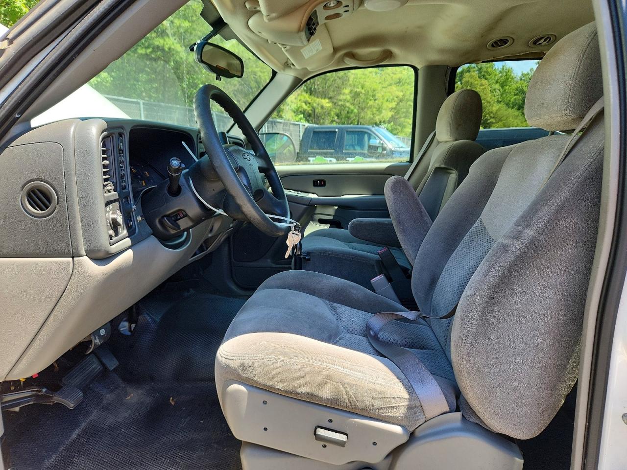 2006 Chevrolet Suburban K2500 Белый vin: 3GNGK26U96G223504