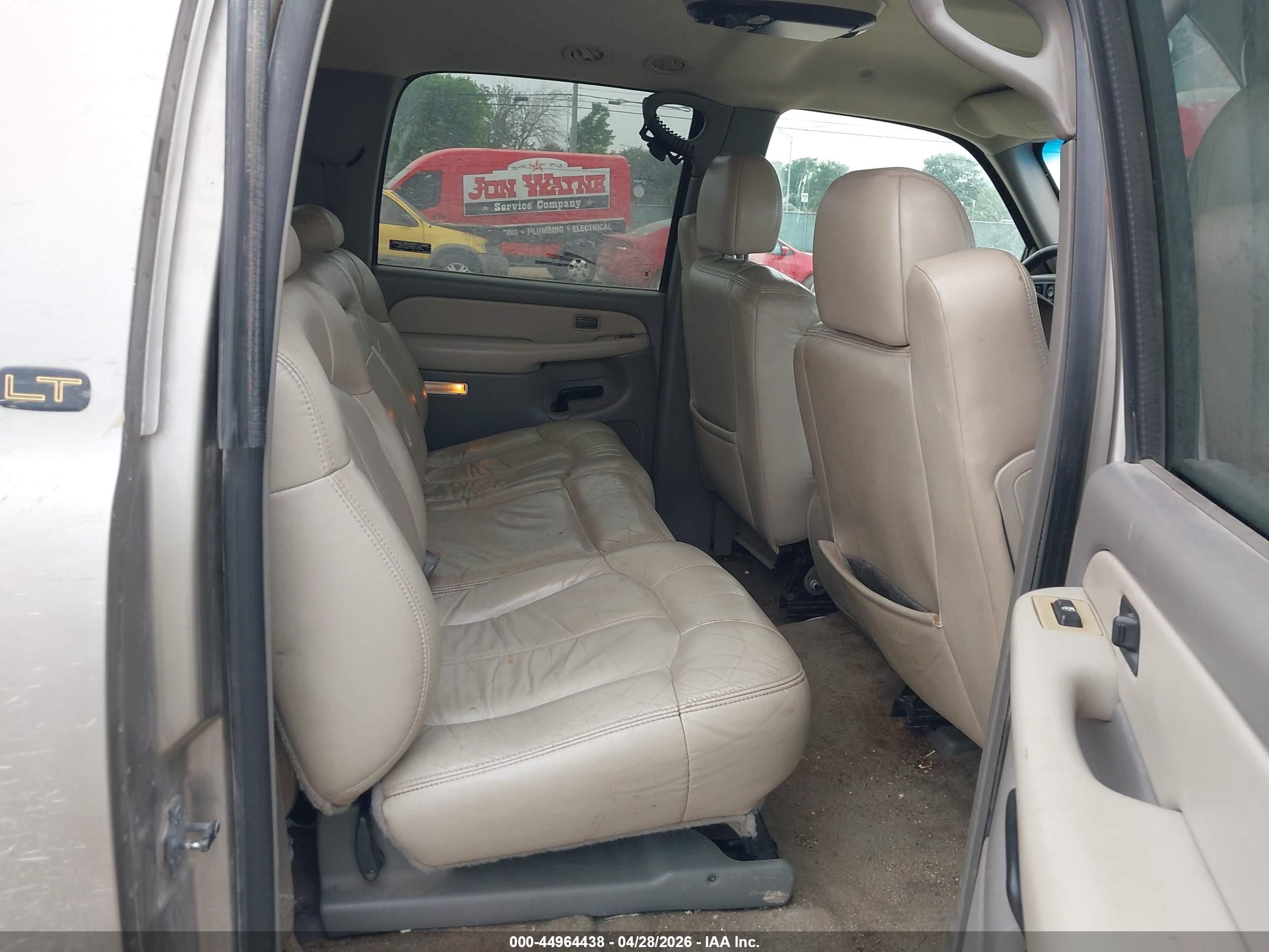 2000 Chevrolet Suburban 2500 Lt Silver vin: 3GNGK26UXYG174073