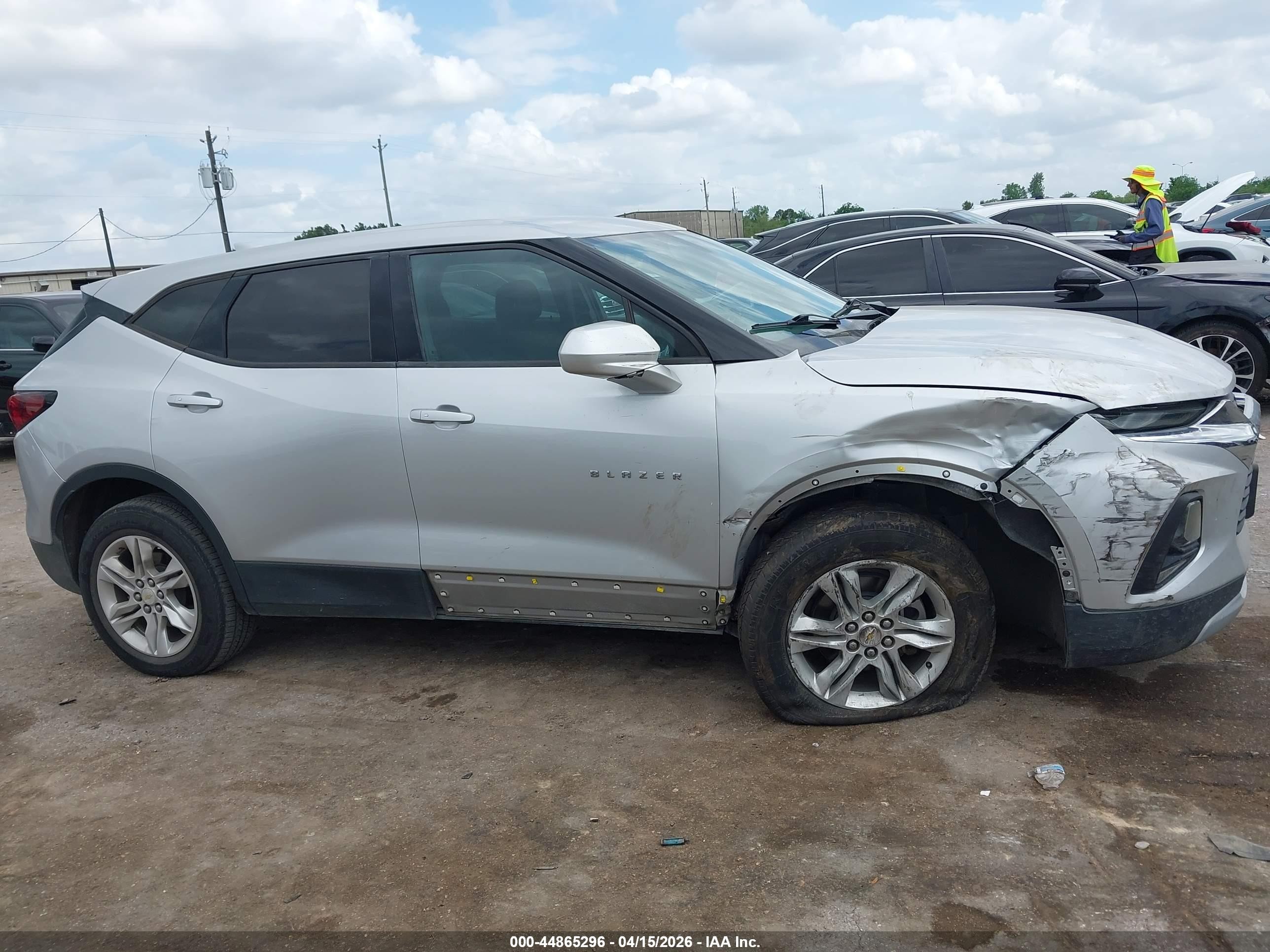 2020 Chevrolet Blazer Fwd 1lt Silver vin: 3GNKBBRA1LS529584