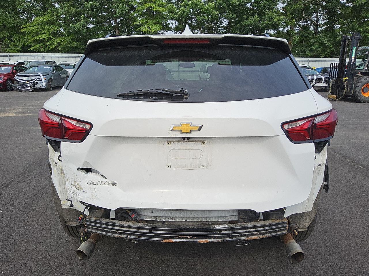 2020 Chevrolet Blazer 1lt   White vin: 3GNKBBRA3LS677977