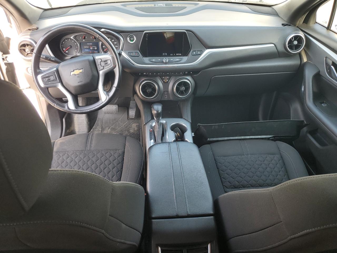 2020 Chevrolet Blazer 1lt   White vin: 3GNKBBRA3LS677977