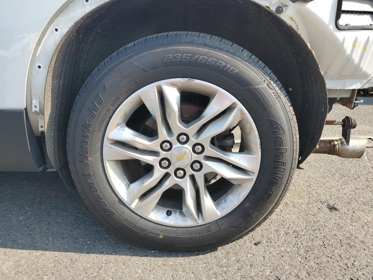 2020 Chevrolet Blazer 1lt   White vin: 3GNKBBRA3LS677977 Damage: Left Rear Wheel, Curb Rash, 1 to 2 inches
