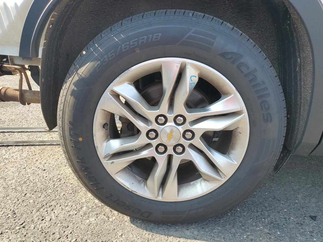 2020 Chevrolet Blazer 1lt   White vin: 3GNKBBRA3LS677977 Damage: Right Rear Wheel, Curb Rash, 3 to 4 inches