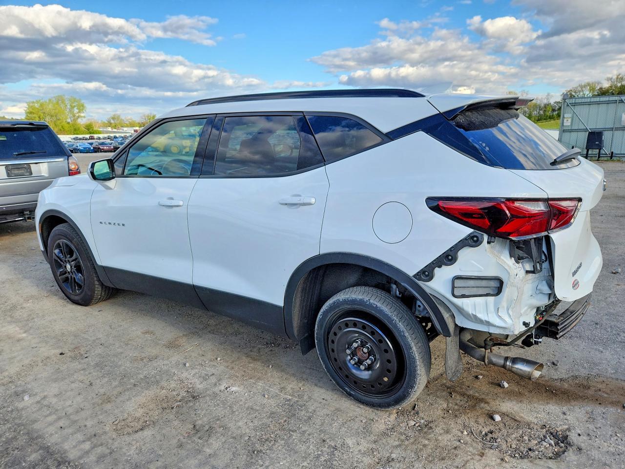 2021 Chevrolet Blazer 2lt White vin: 3GNKBCR40MS519873