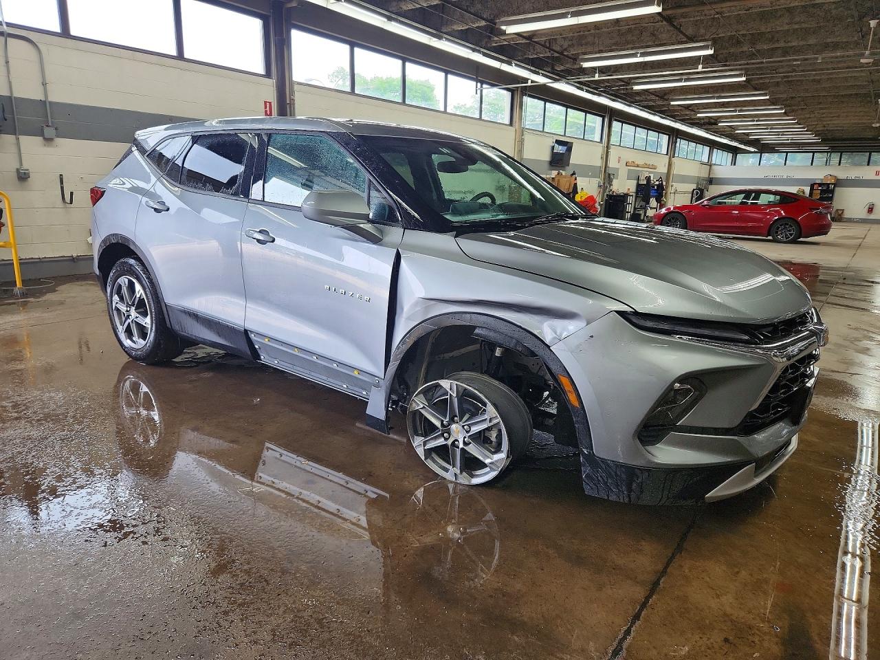 2025 Chevrolet Blazer 2lt Серый vin: 3GNKBCR40SS262677