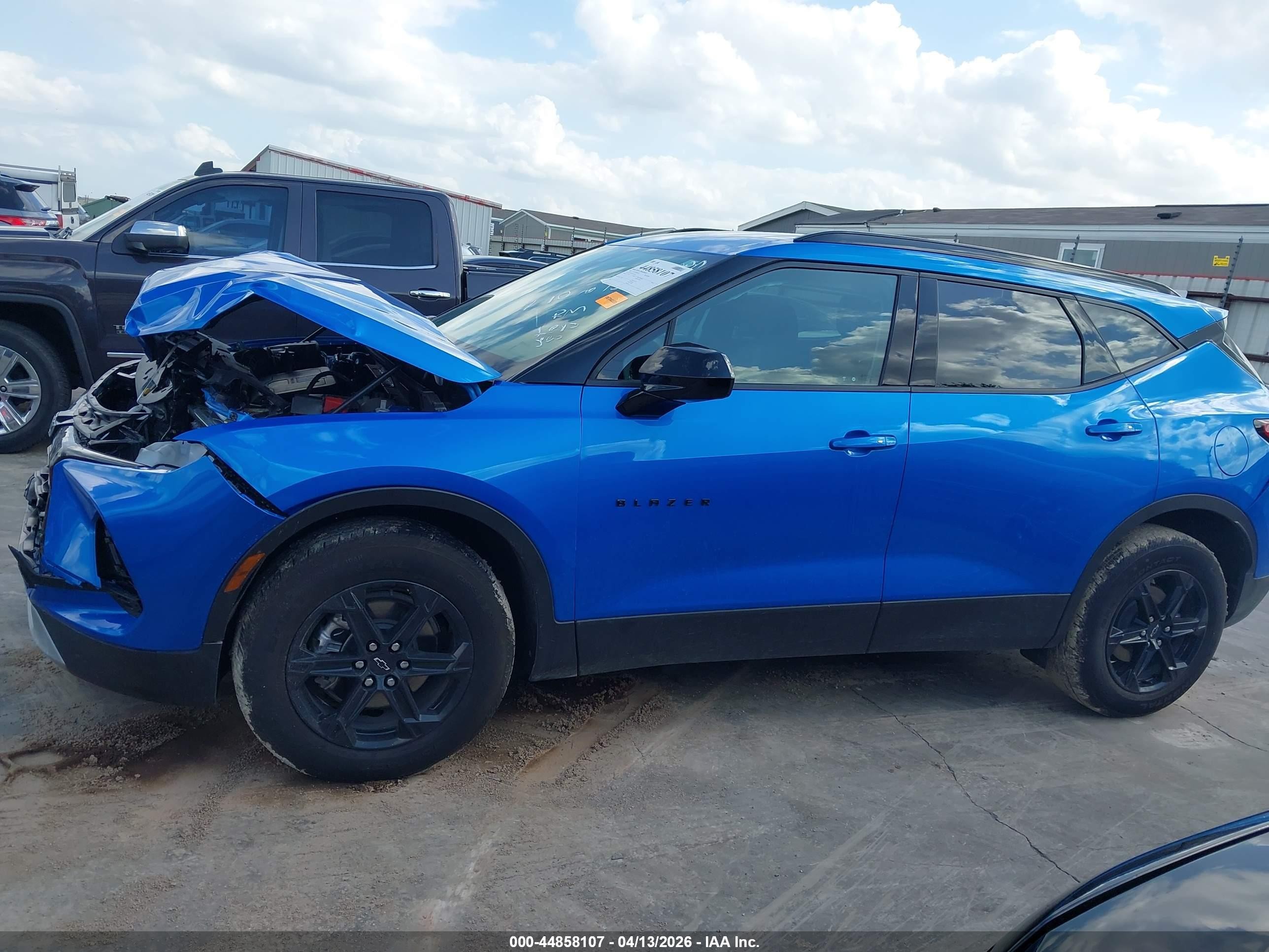 2025 Chevrolet Blazer Fwd 2lt Blue vin: 3GNKBCR45SS124021