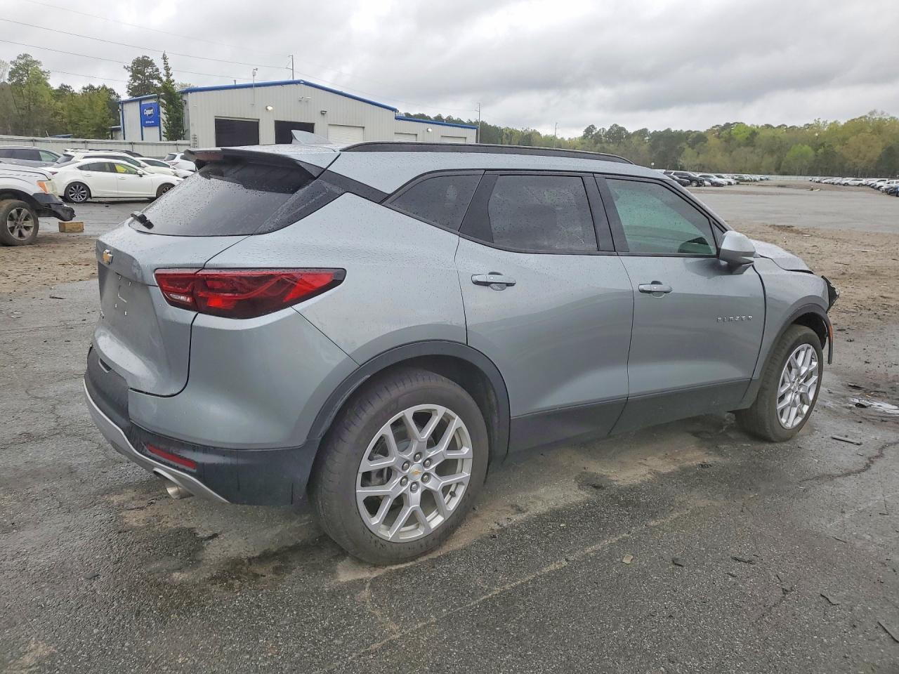 2024 Chevrolet Blazer 2lt Silver vin: 3GNKBCR48RS283559