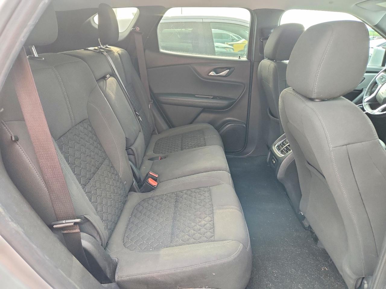 2020 Chevrolet Blazer 2lt Silver vin: 3GNKBCRS6LS611213