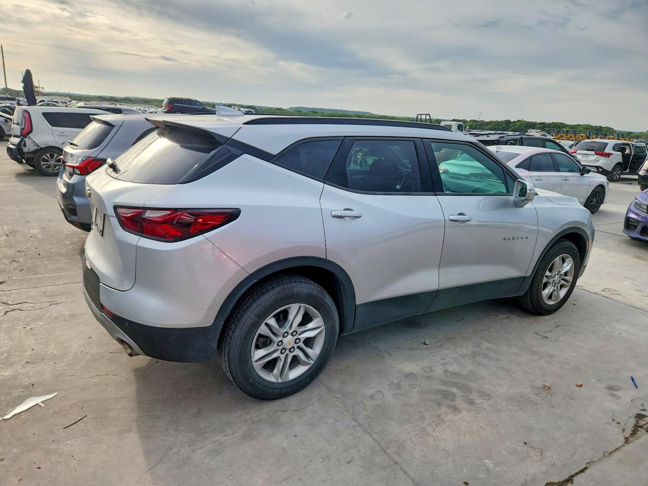 2020 Chevrolet Blazer 2lt Silver vin: 3GNKBCRS6LS611213