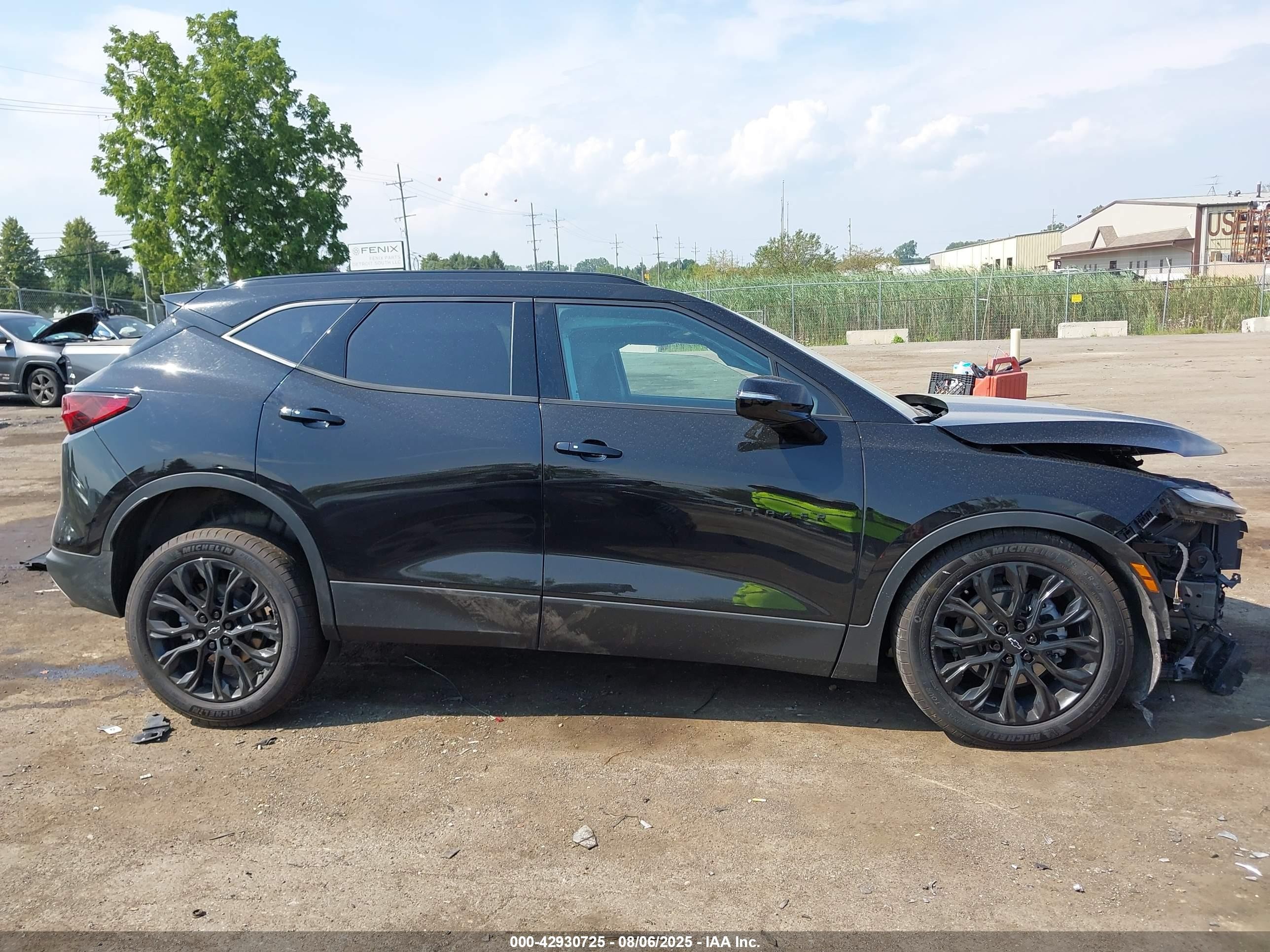 2024 Chevrolet Blazer Fwd 3lt Черный vin: 3GNKBDR43RS166445