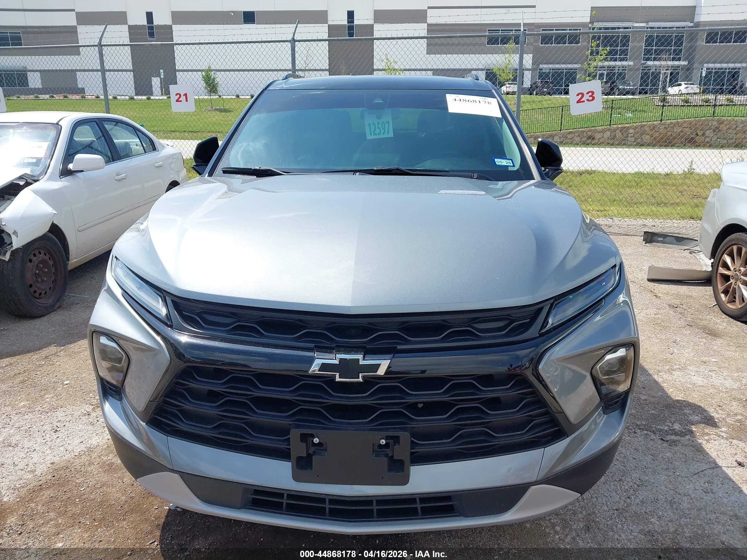 2024 Chevrolet Blazer Fwd 3lt Серый vin: 3GNKBDR46RS178900