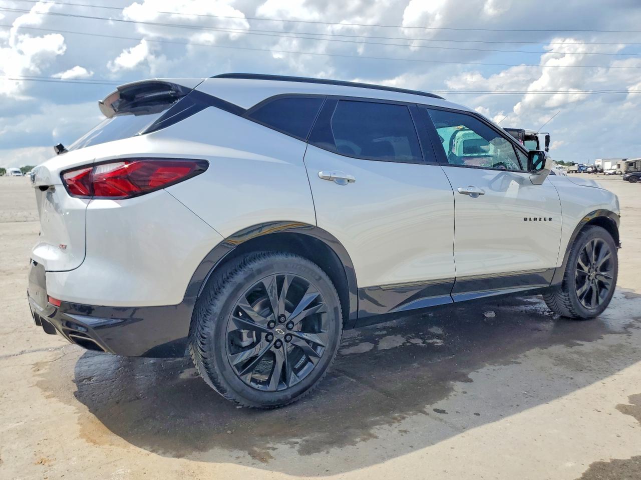 2021 Chevrolet Blazer Rs Silver vin: 3GNKBERSXMS545732
