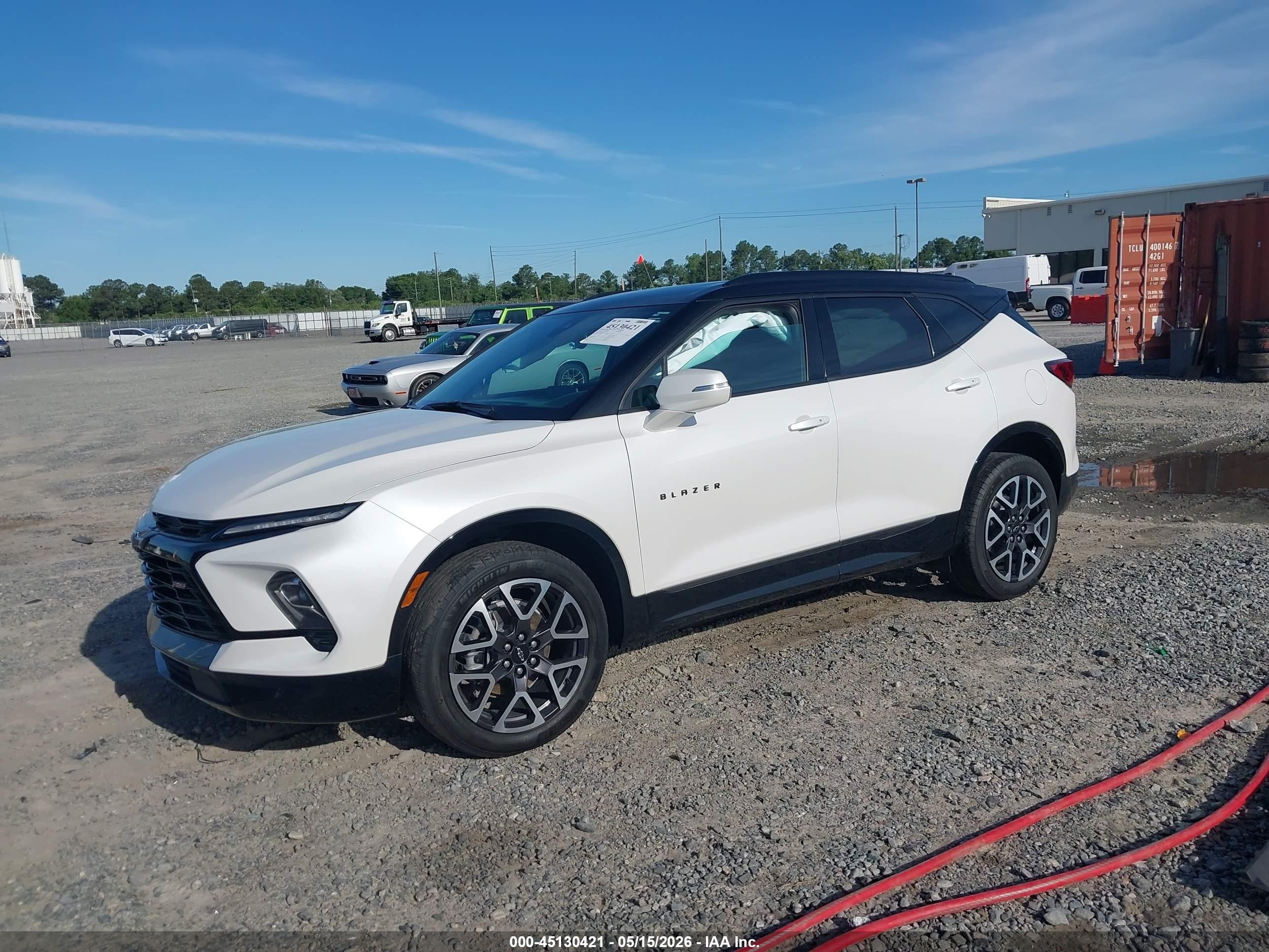 2023 Chevrolet Blazer Fwd Rs White vin: 3GNKBERSXPS233558
