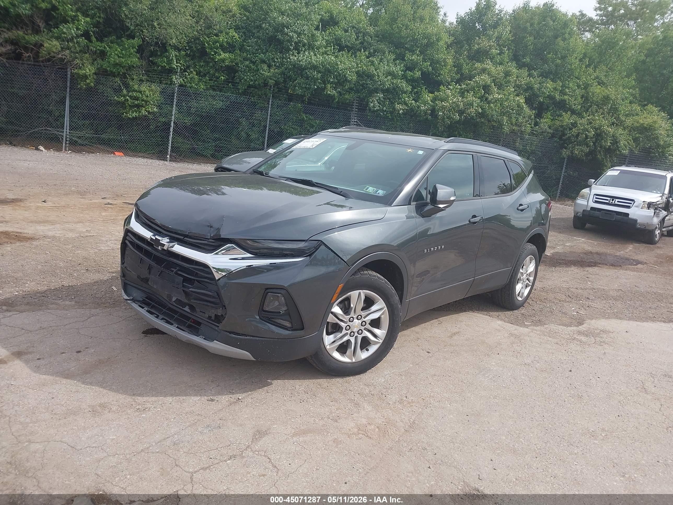 2019 Chevrolet Blazer   Gray vin: 3GNKBGRS6KS620189