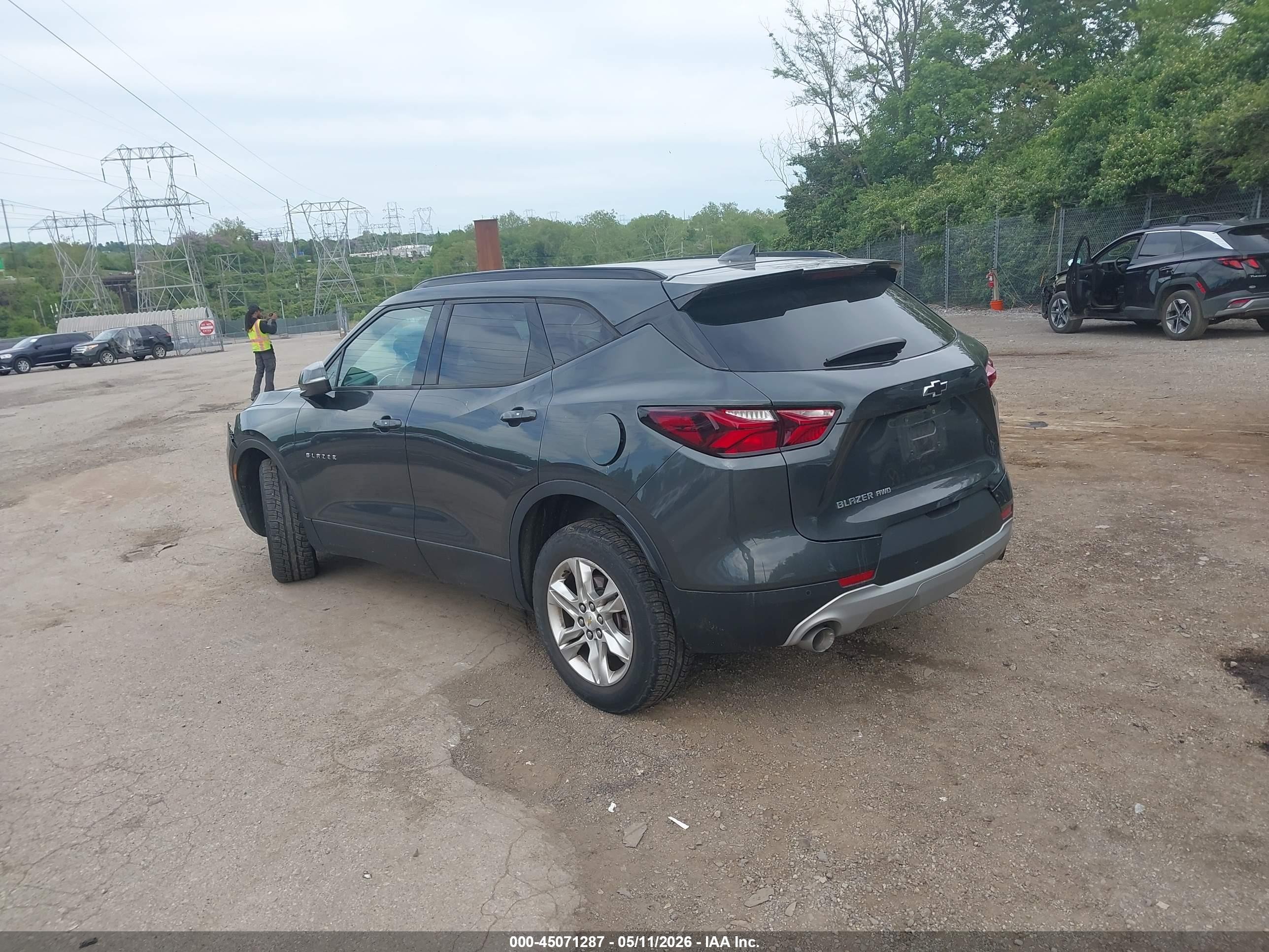 2019 Chevrolet Blazer   Gray vin: 3GNKBGRS6KS620189